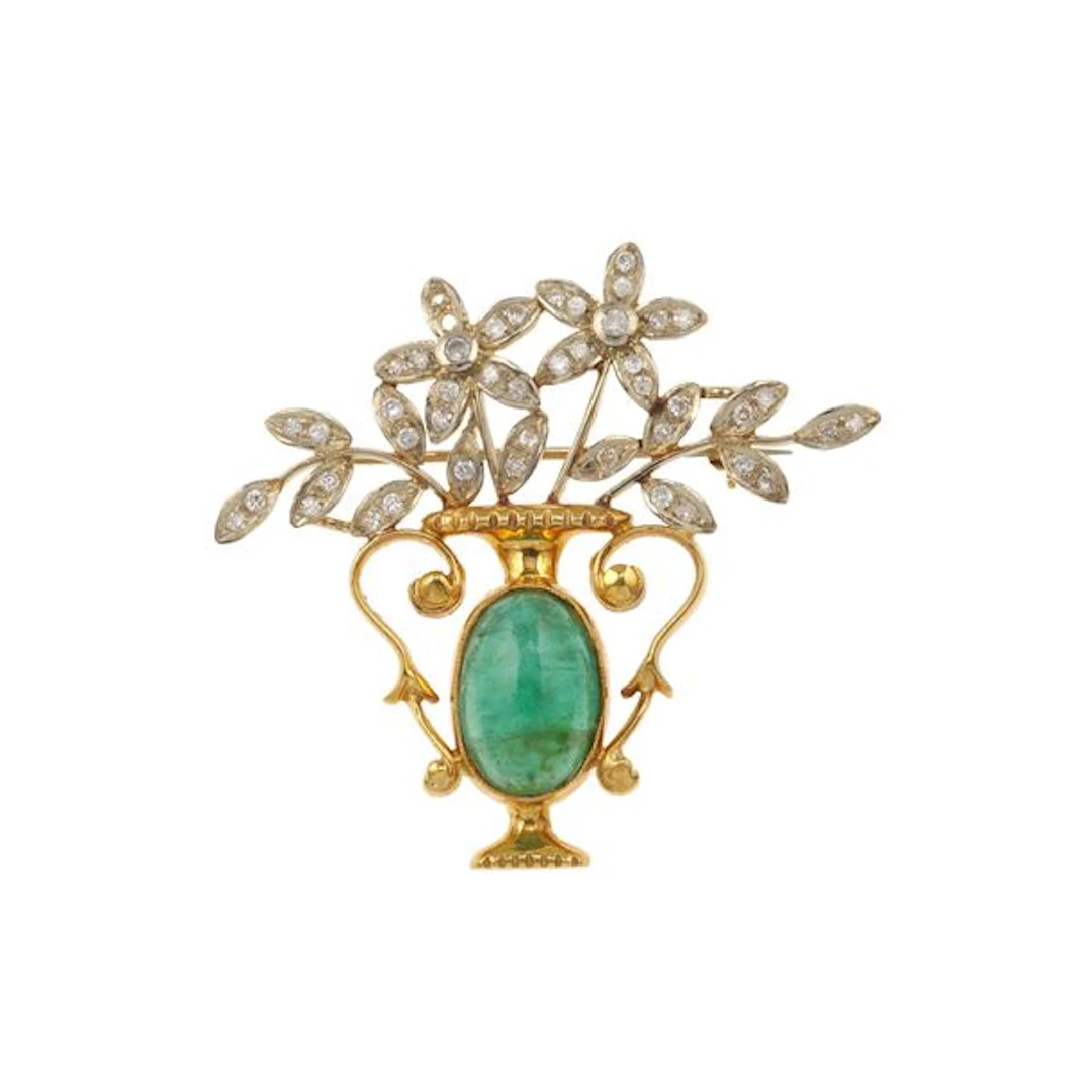 Emerald, diamnd and gold brooch