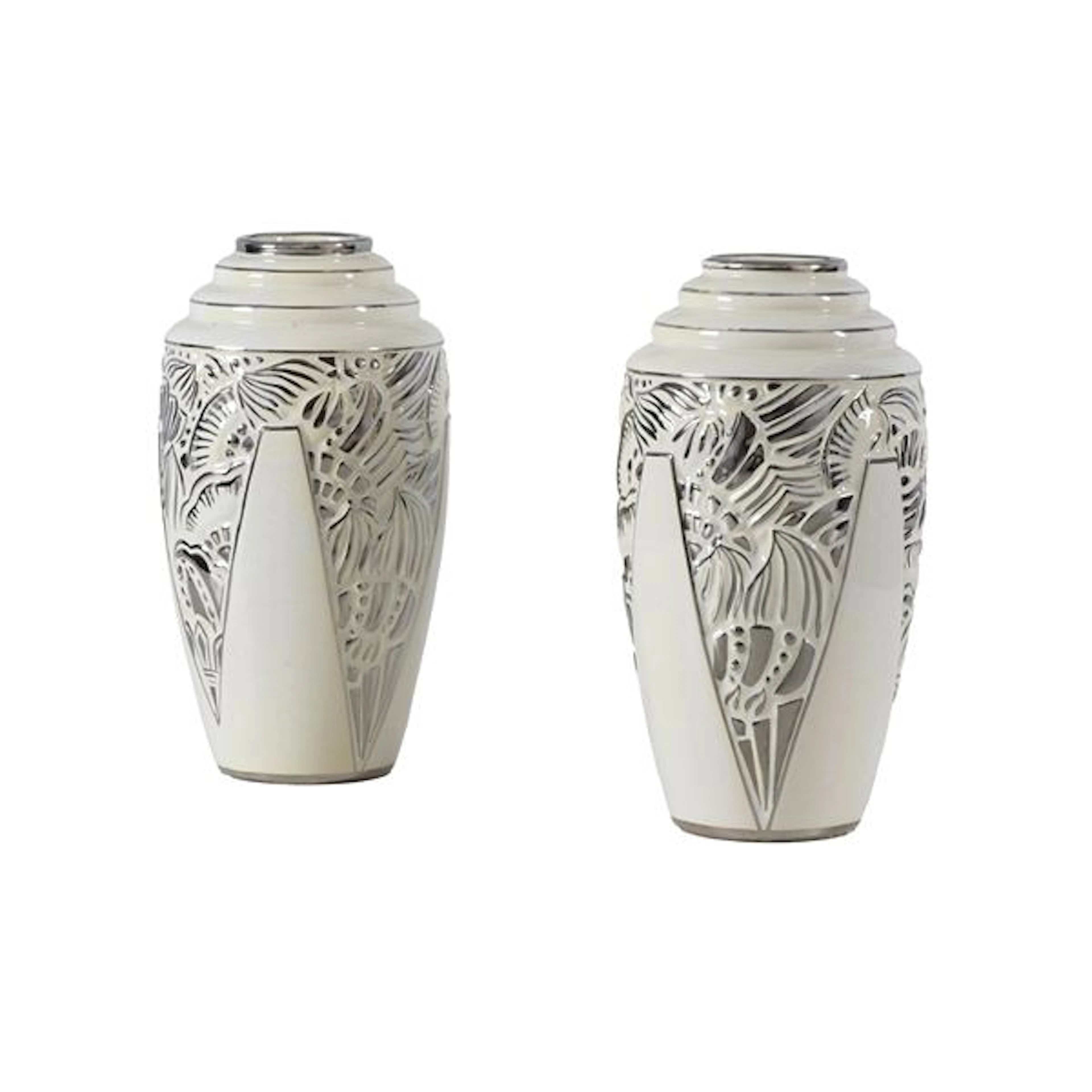 Coppia di vasi in ceramica bianca decorato a fiori argentati