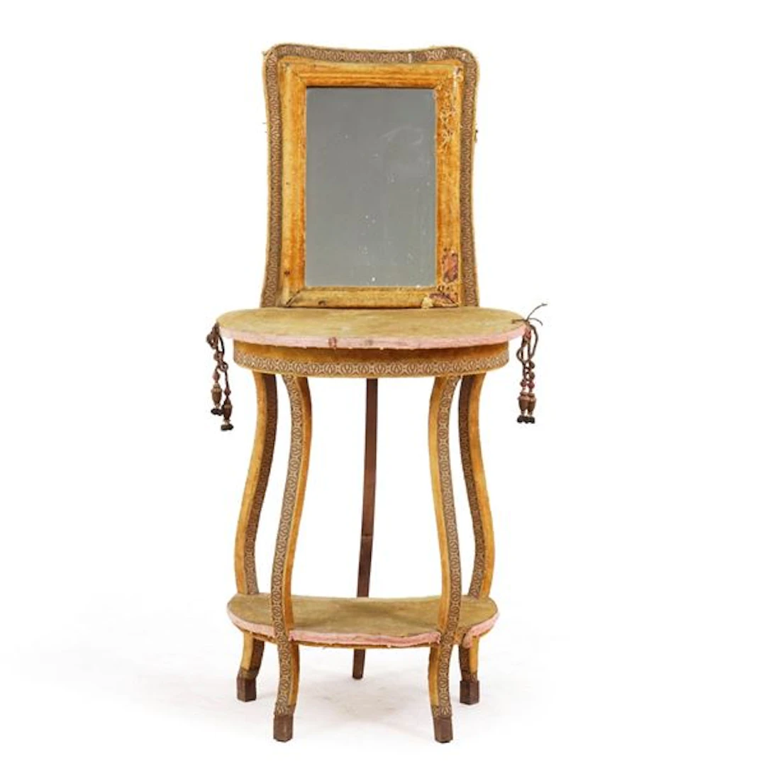 Toilette. XX secolo