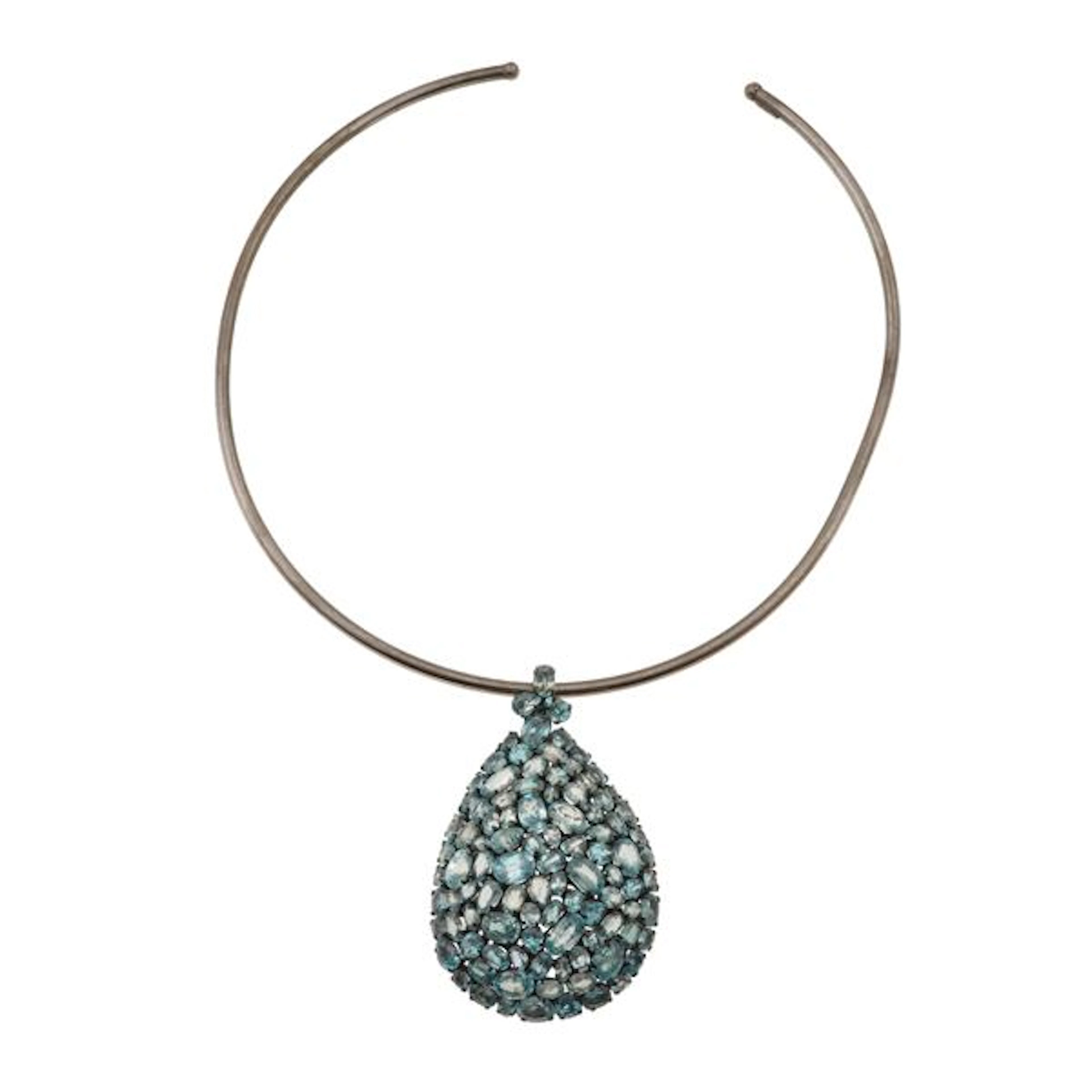 Zircon and silver necklace