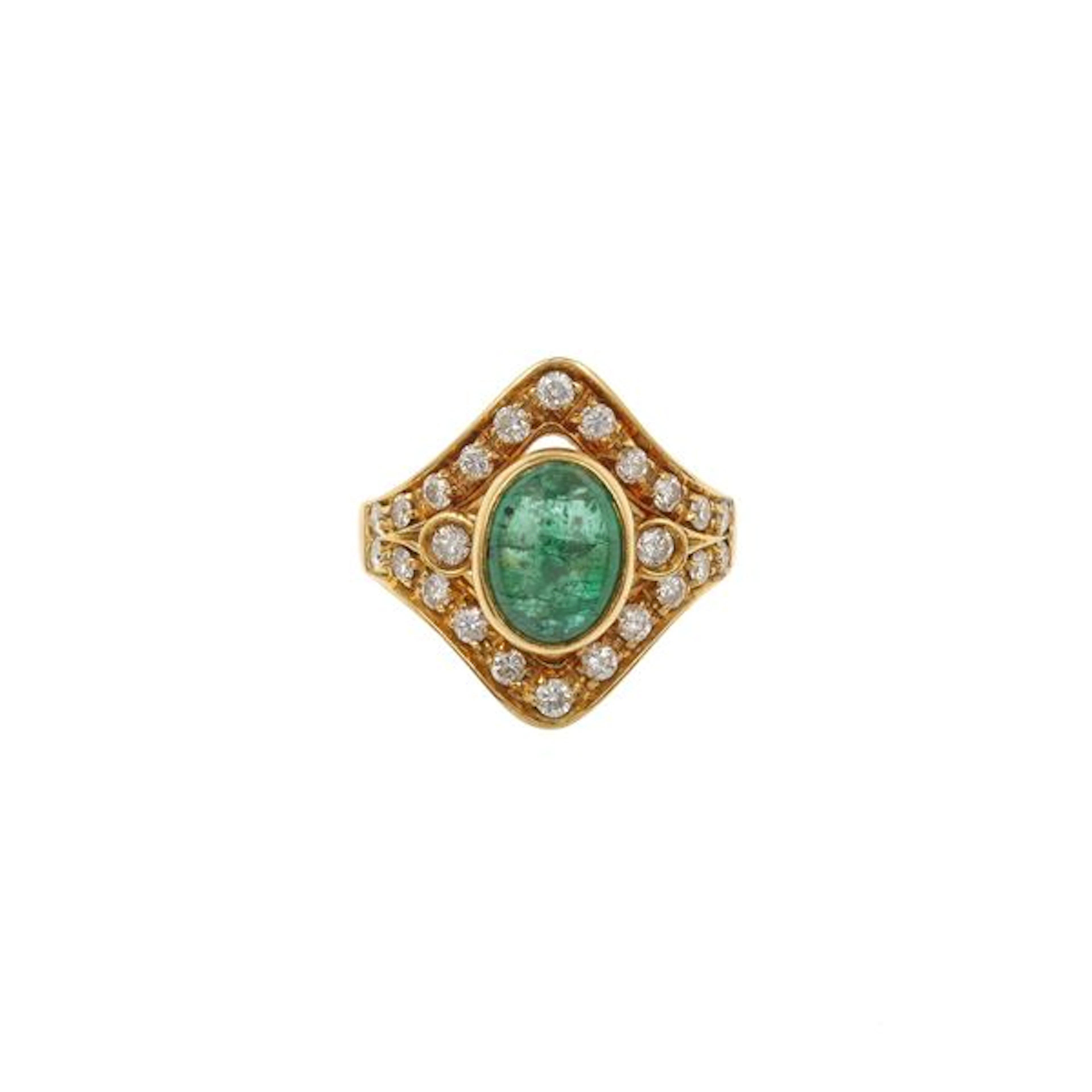 Emerald, diamond and gold ring