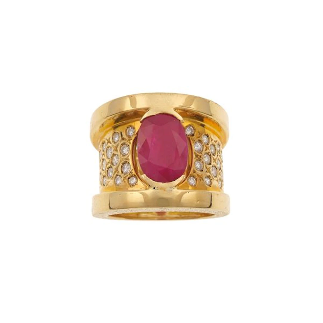 Treatment ruby, diamond and gold ring