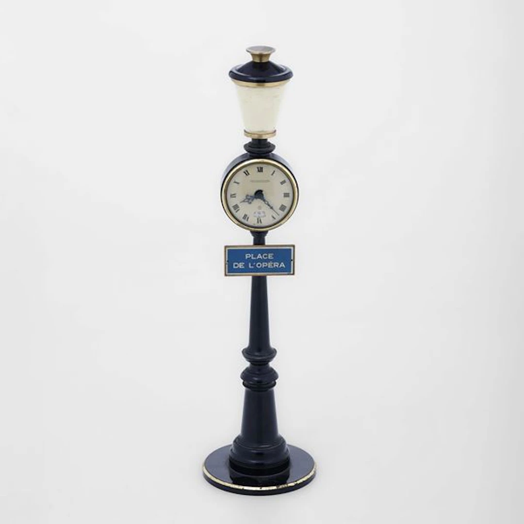 Orologio da tavolo a forma di lampione. Francia, XX secolo