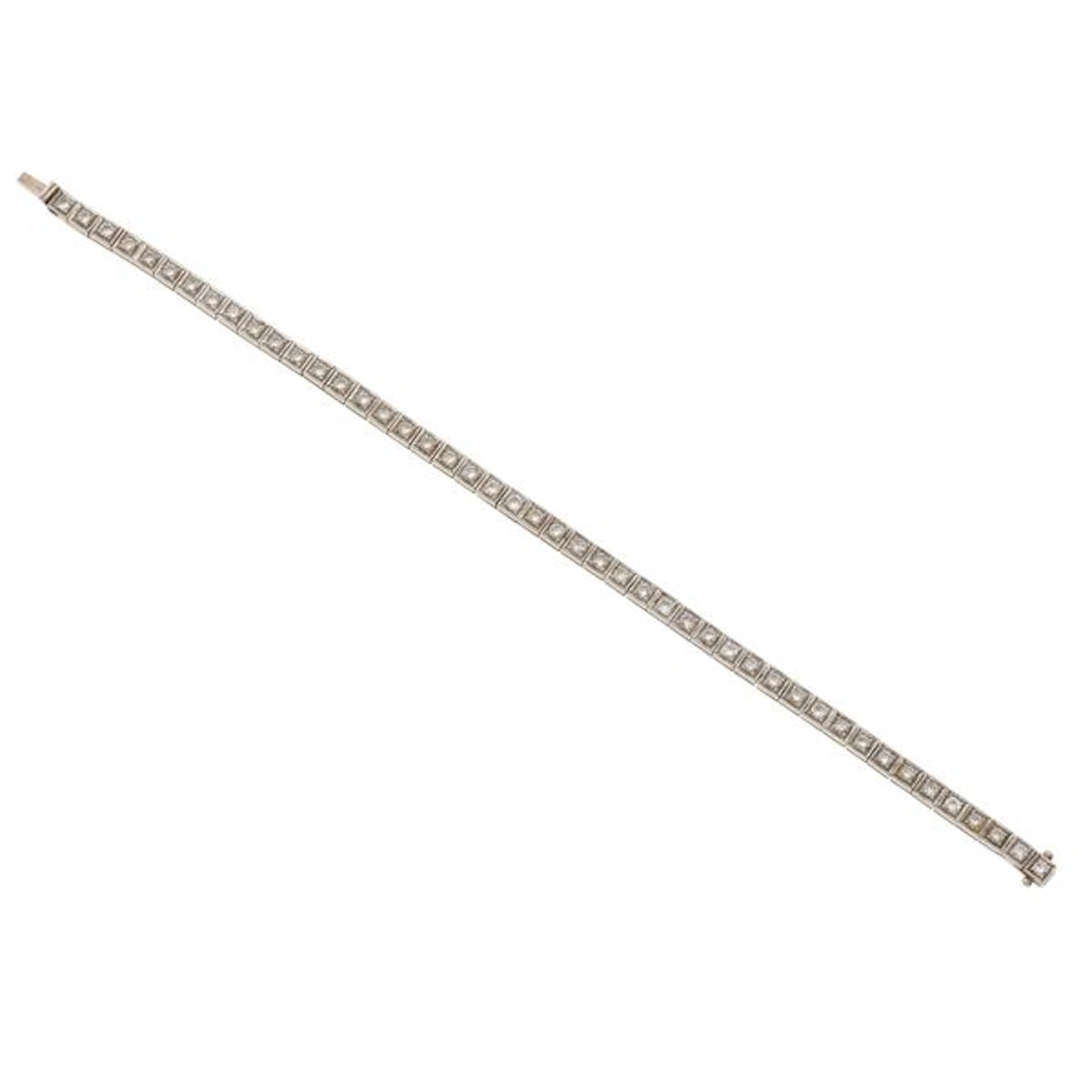 Diamond and gold line bracelet