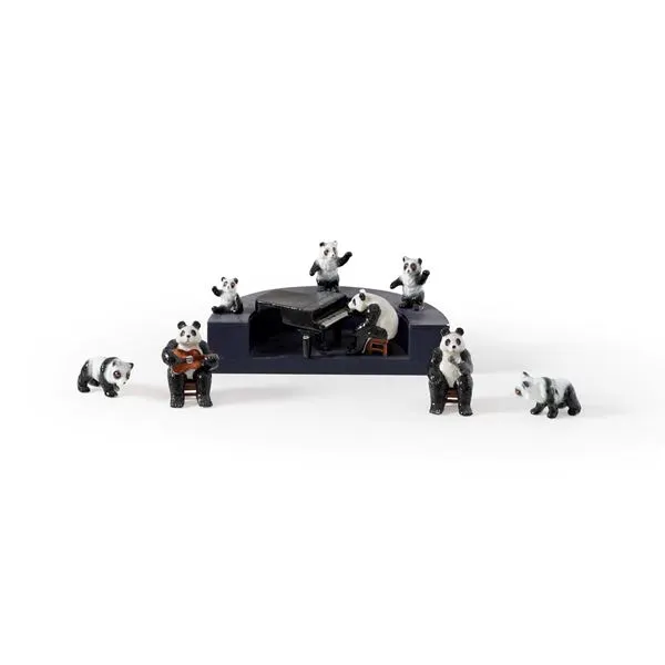 Gruppo in maiolica con panda