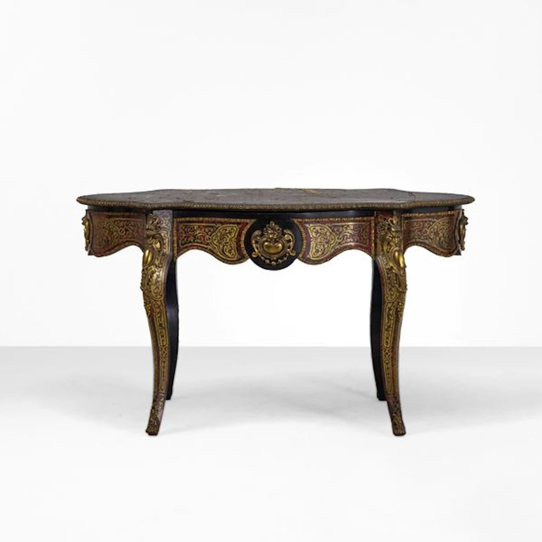 Tavolo a biscotto stile Boulle. Francia, XIX-XX secolo