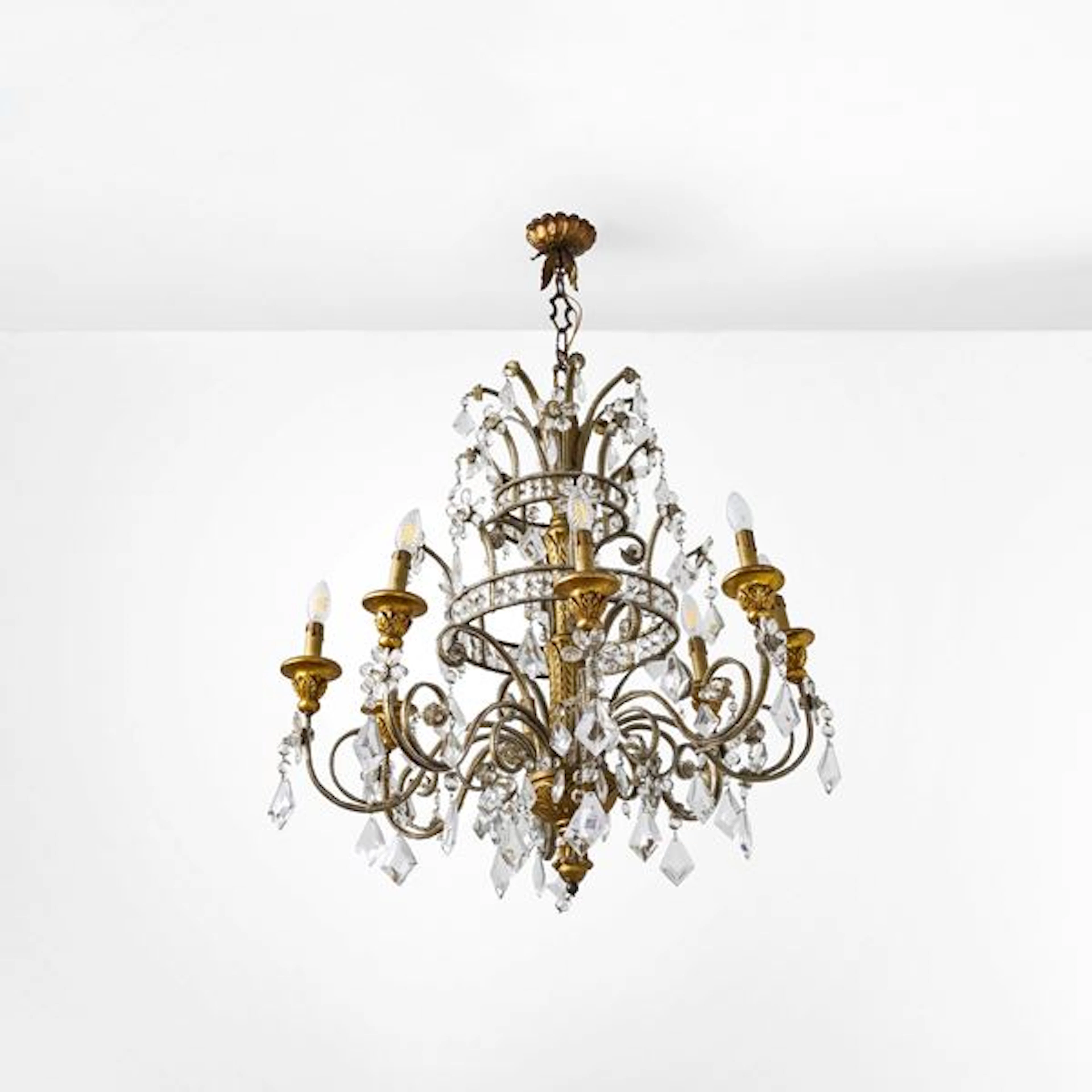 Lampadario a gocce. XX secolo