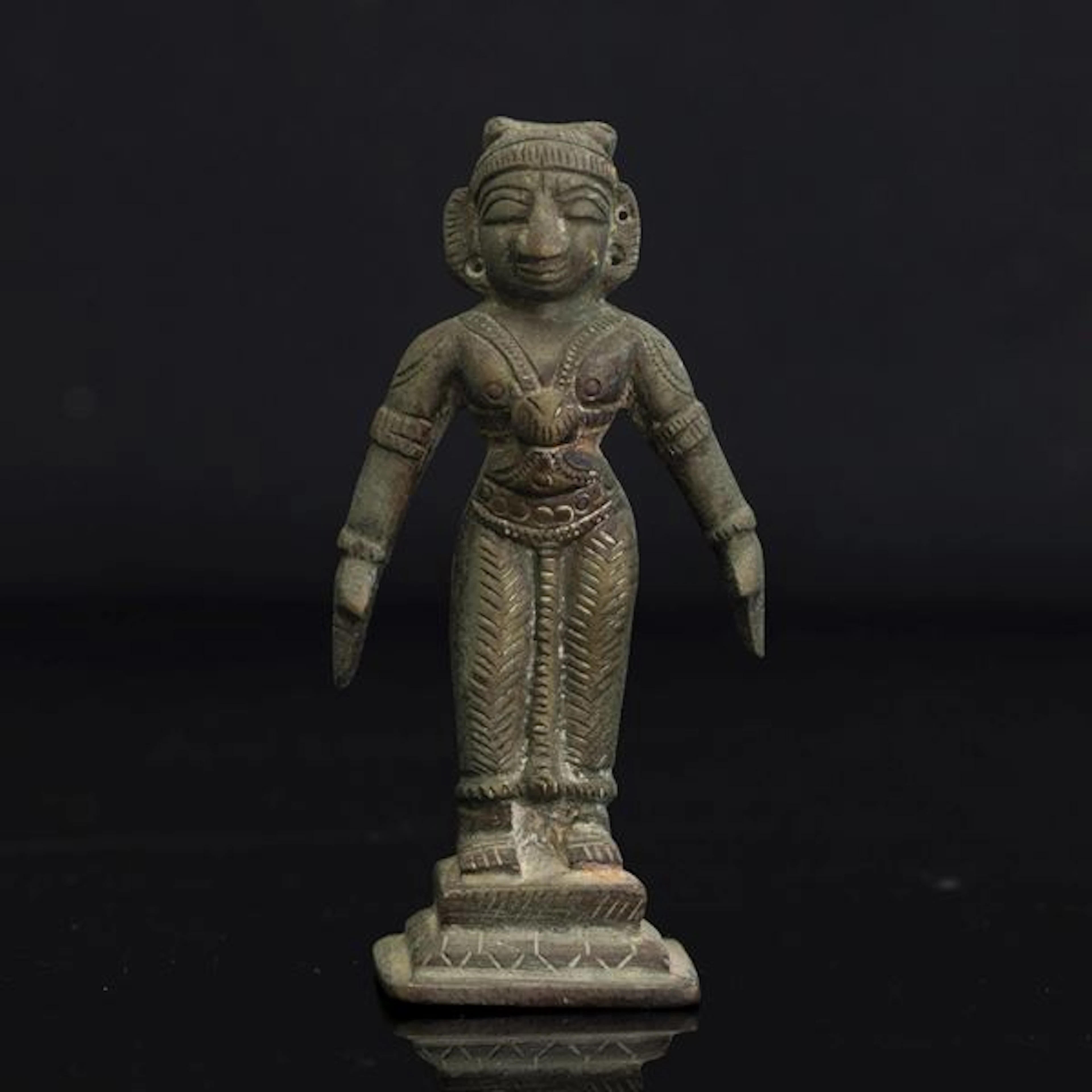 Figura in bronzo raffigurante divinitÃ stante, India, XIX secolo