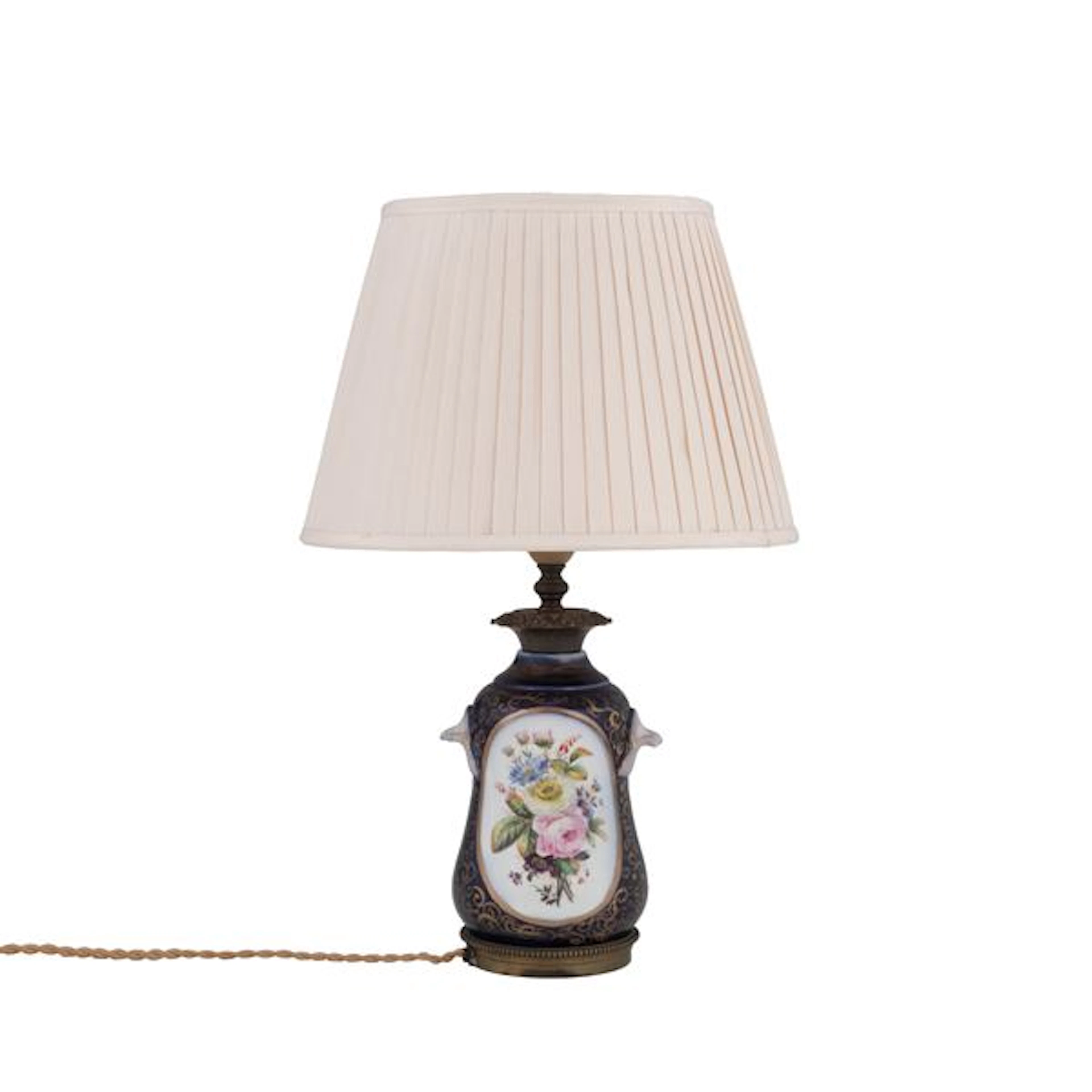 Vaso montato a lampada in porcellana dipinta. XX secolo