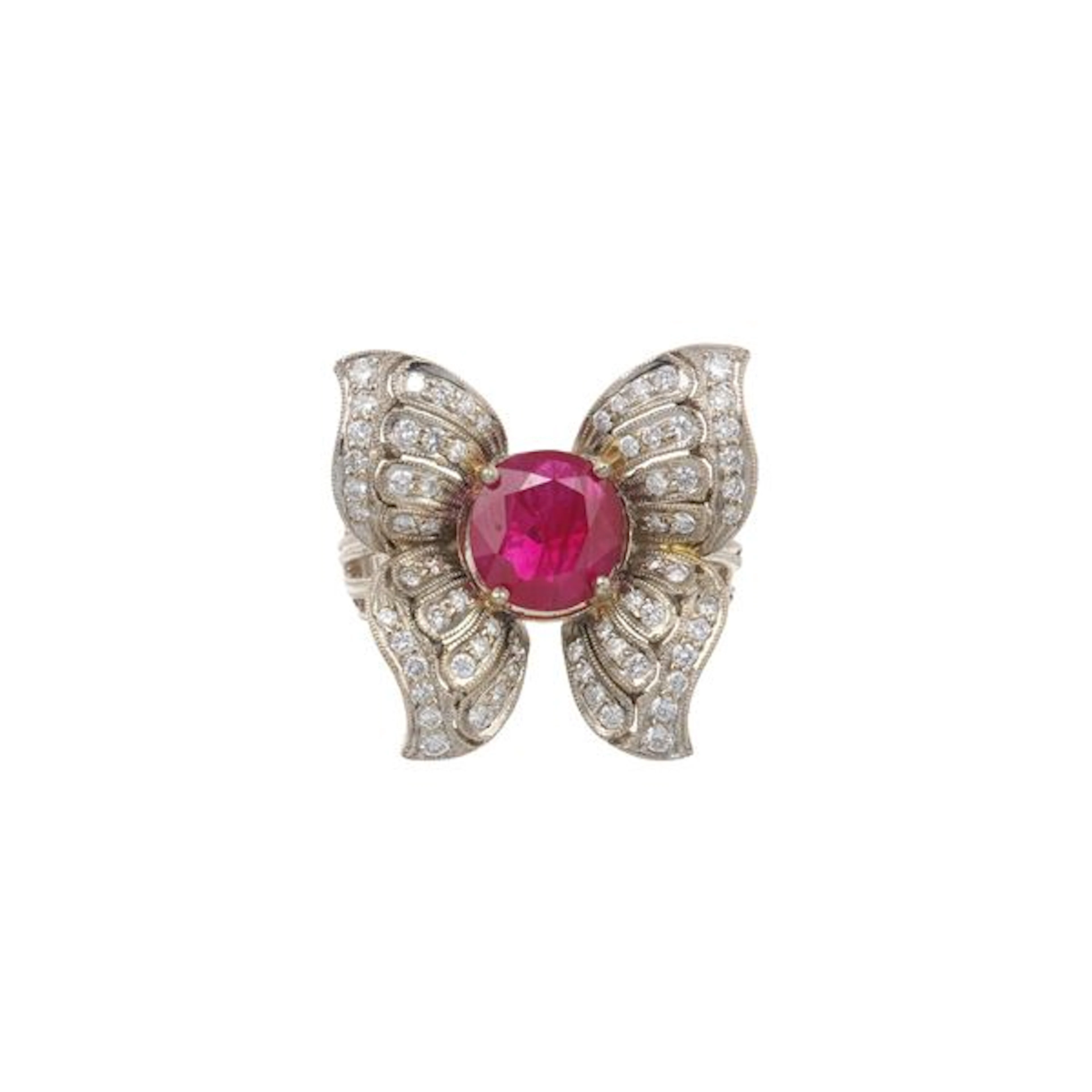 Treatment ruby, diamond and gold ring