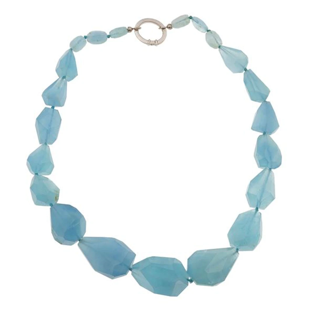 Aquamarine and silver necklace