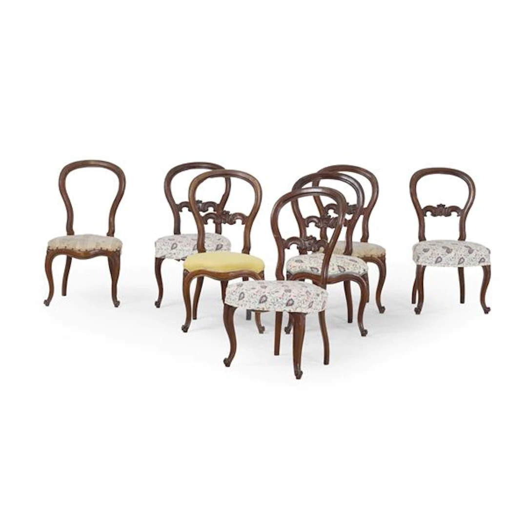 Gruppo di sette sedie Luigi Filippo. XIX secolo