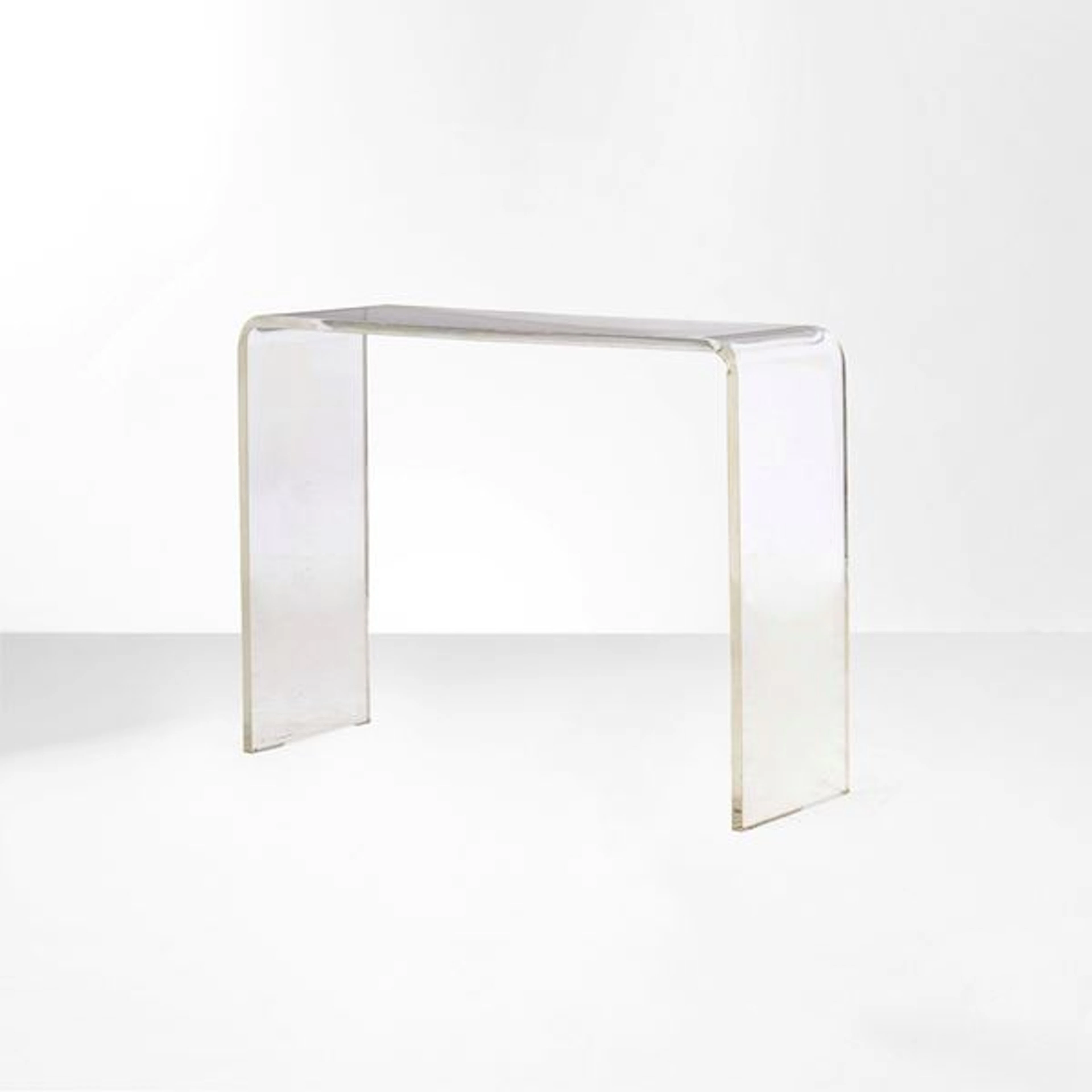 Console in plexiglass