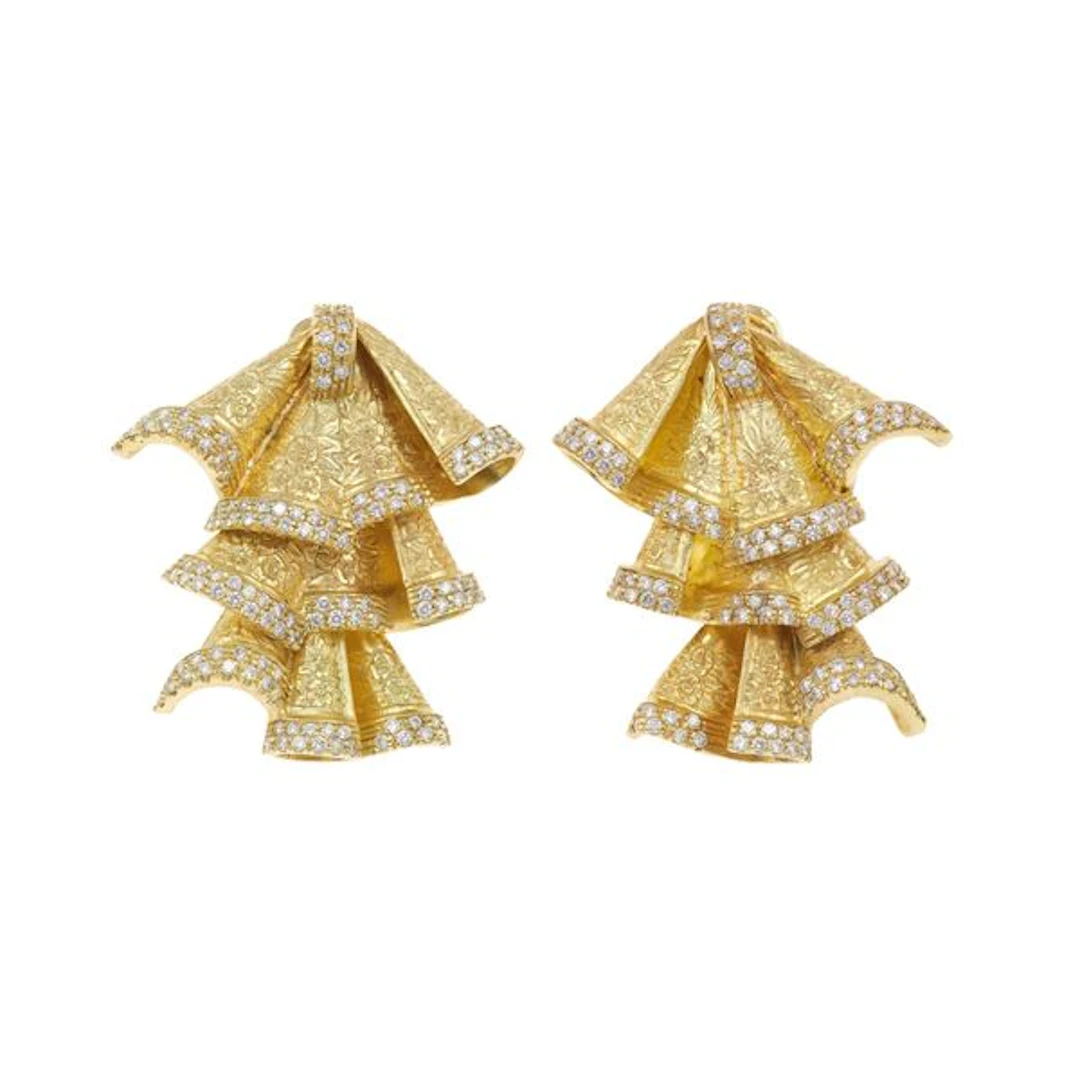 Pair of diamond and gold earrings