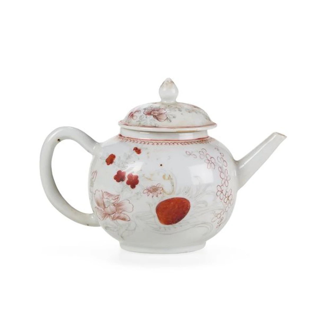 Teiera in porcellana, Famiglia Rosa, Cina, Dinastia Qing, epoca Qianlong