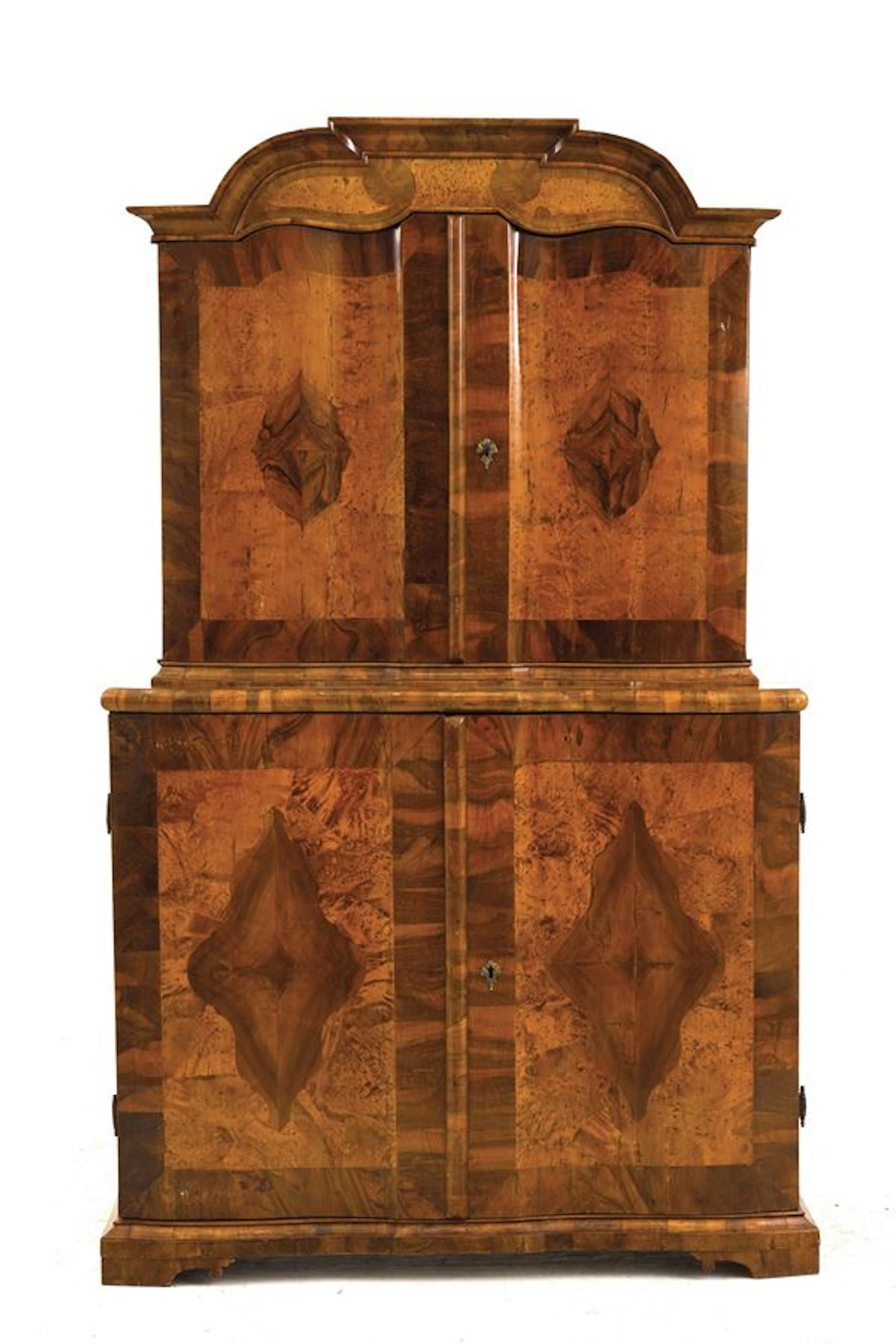 Credenza con alzata lastronata. Europa del Nord, XVIII-XIX secolo