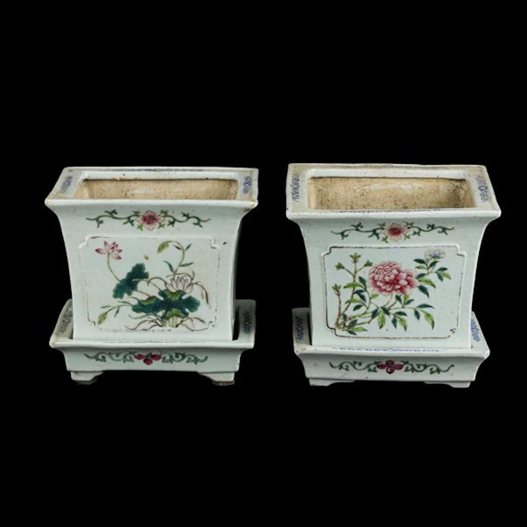 Fioriere in porcellana Famiglia Rosa con decori a motivi floreali