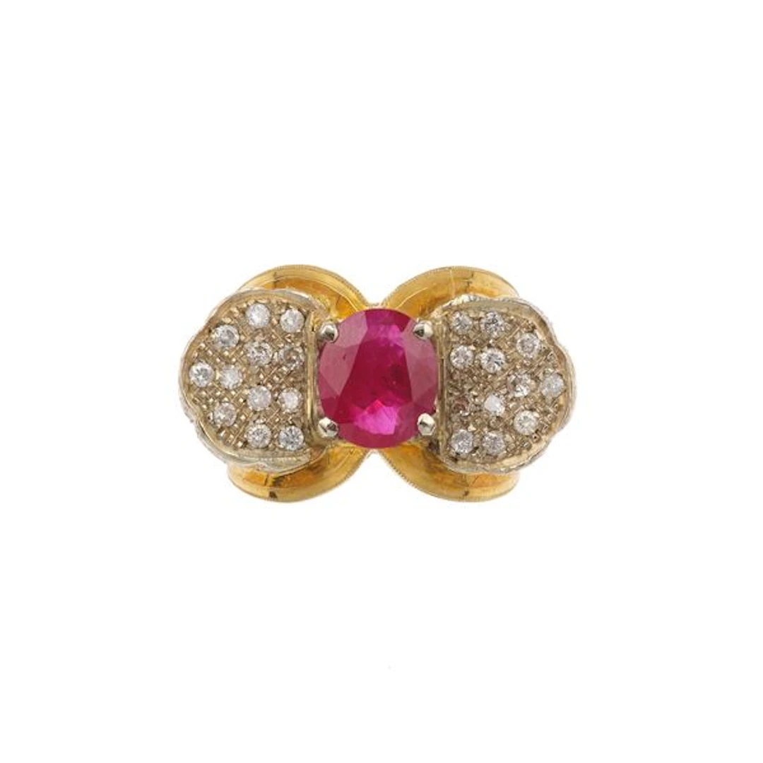 Treatment ruby, diamond and gold ring