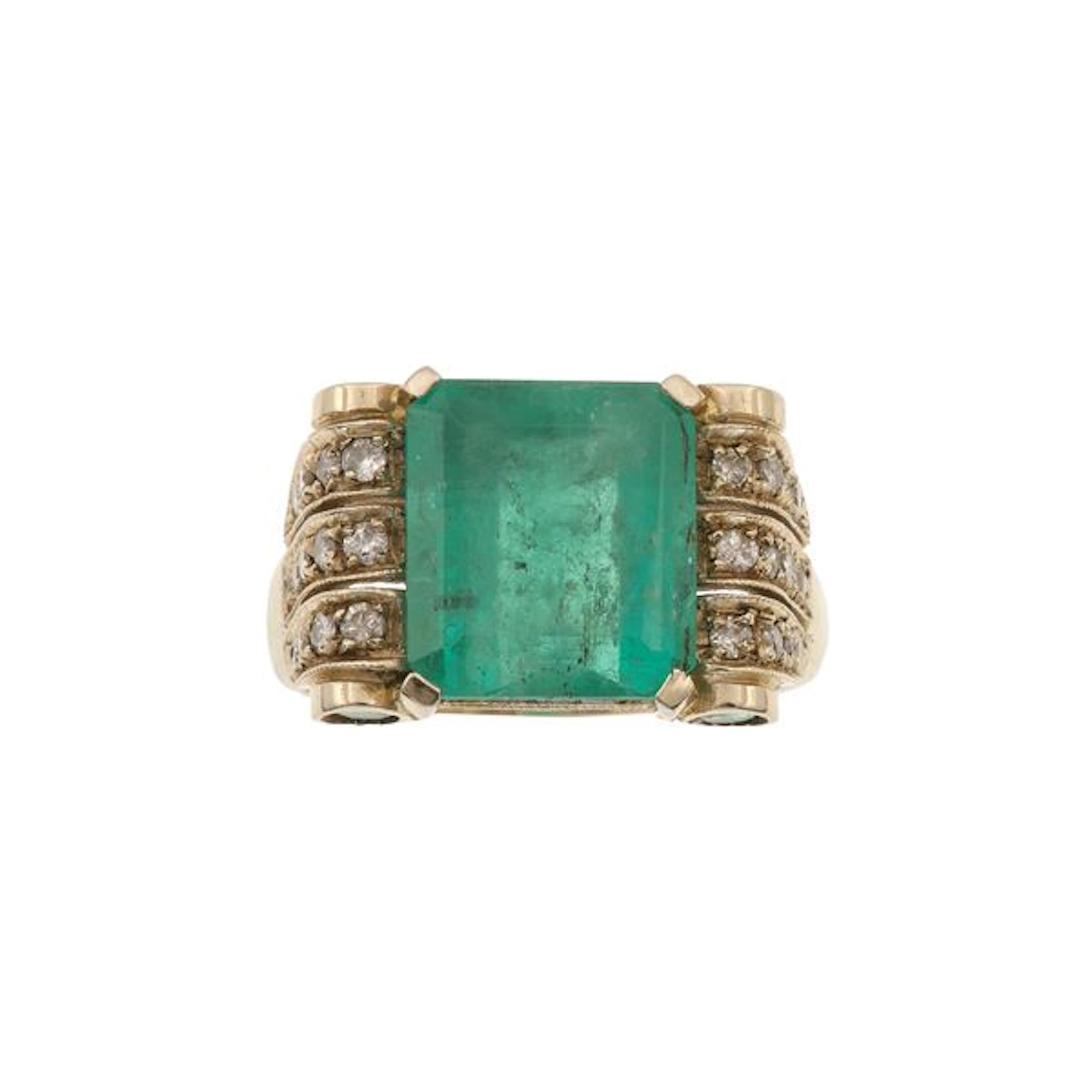 Emerald, diamond and gold ring