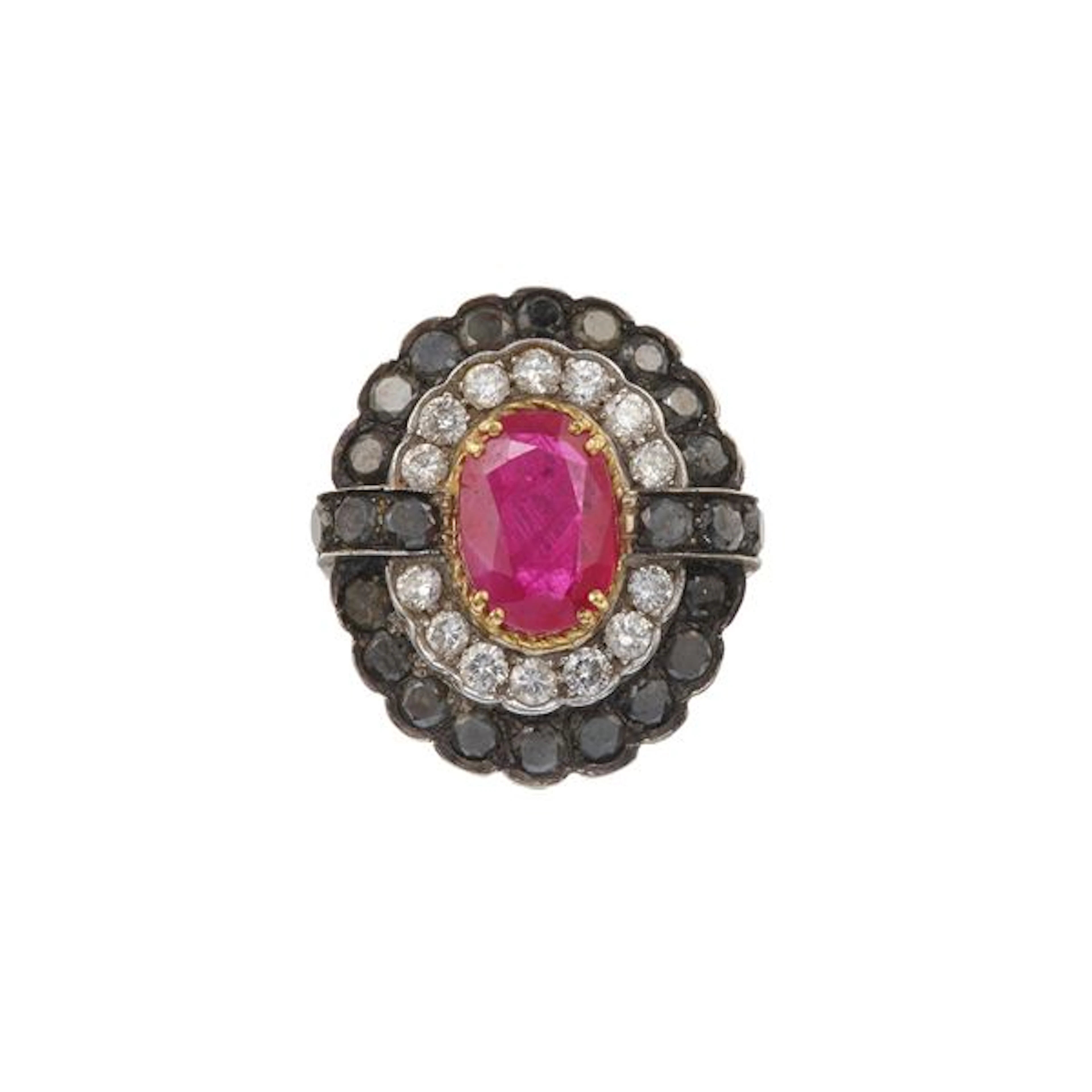 Treatment ruby, diamond and gold ring