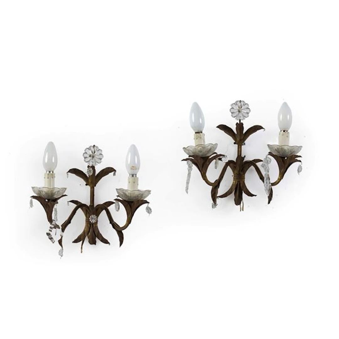 Coppia di appliques in metallo dorato