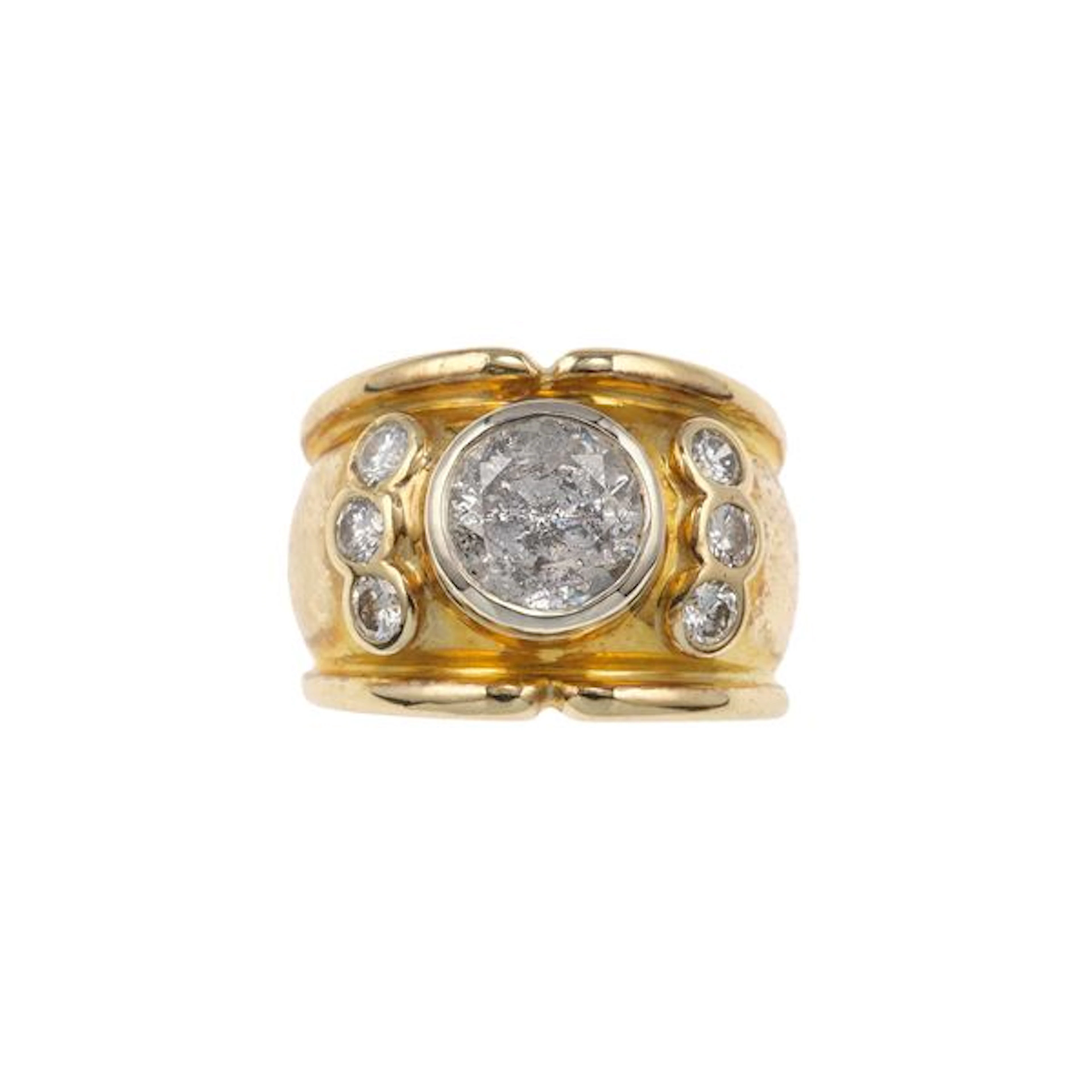 Brilliant-cut diamond and gold ring