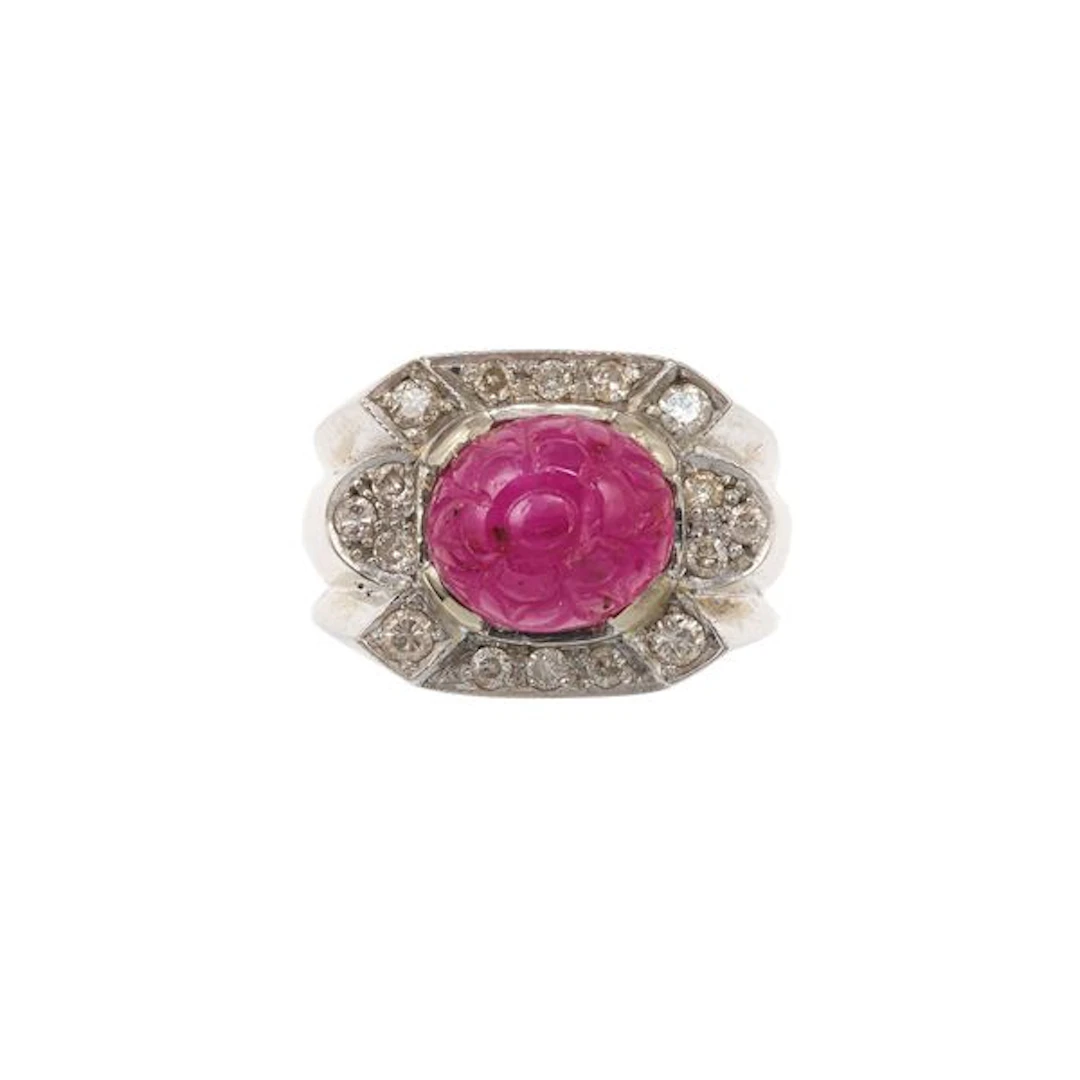 Carved ruby, diamond and gold ring