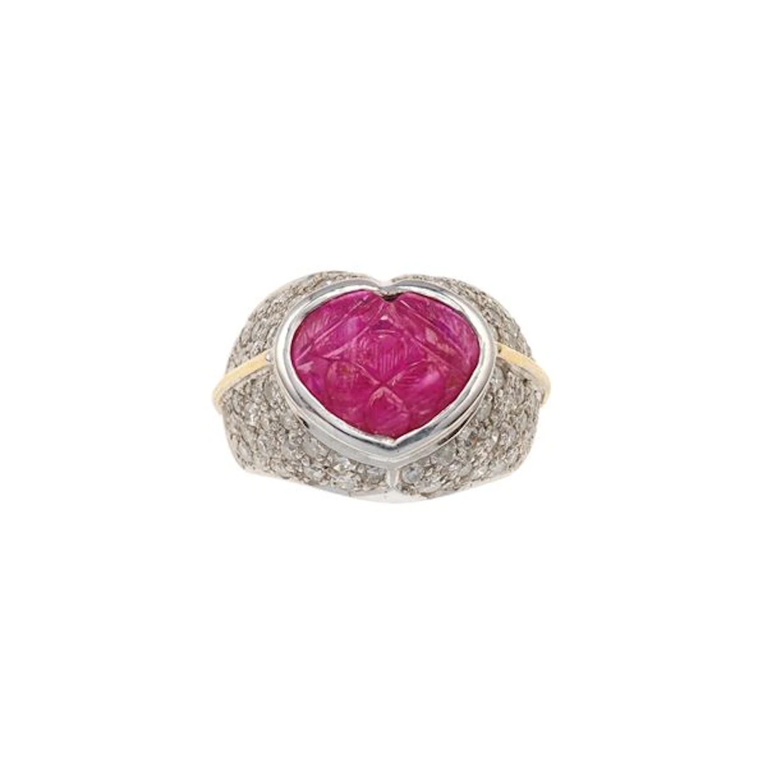Carved ruby, diamond and gold ring