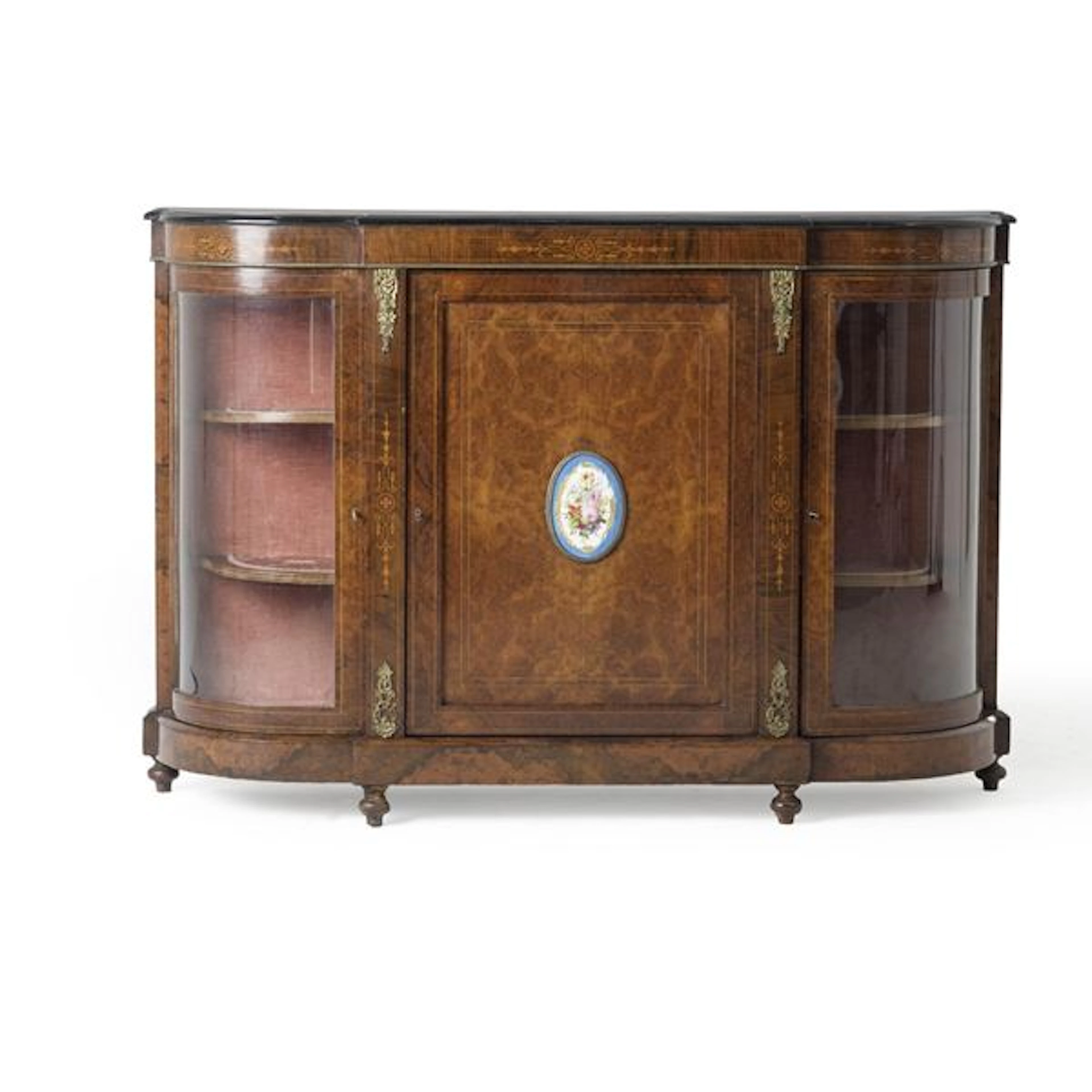 Credenza bassa con placca in porcellana e ante a vetri