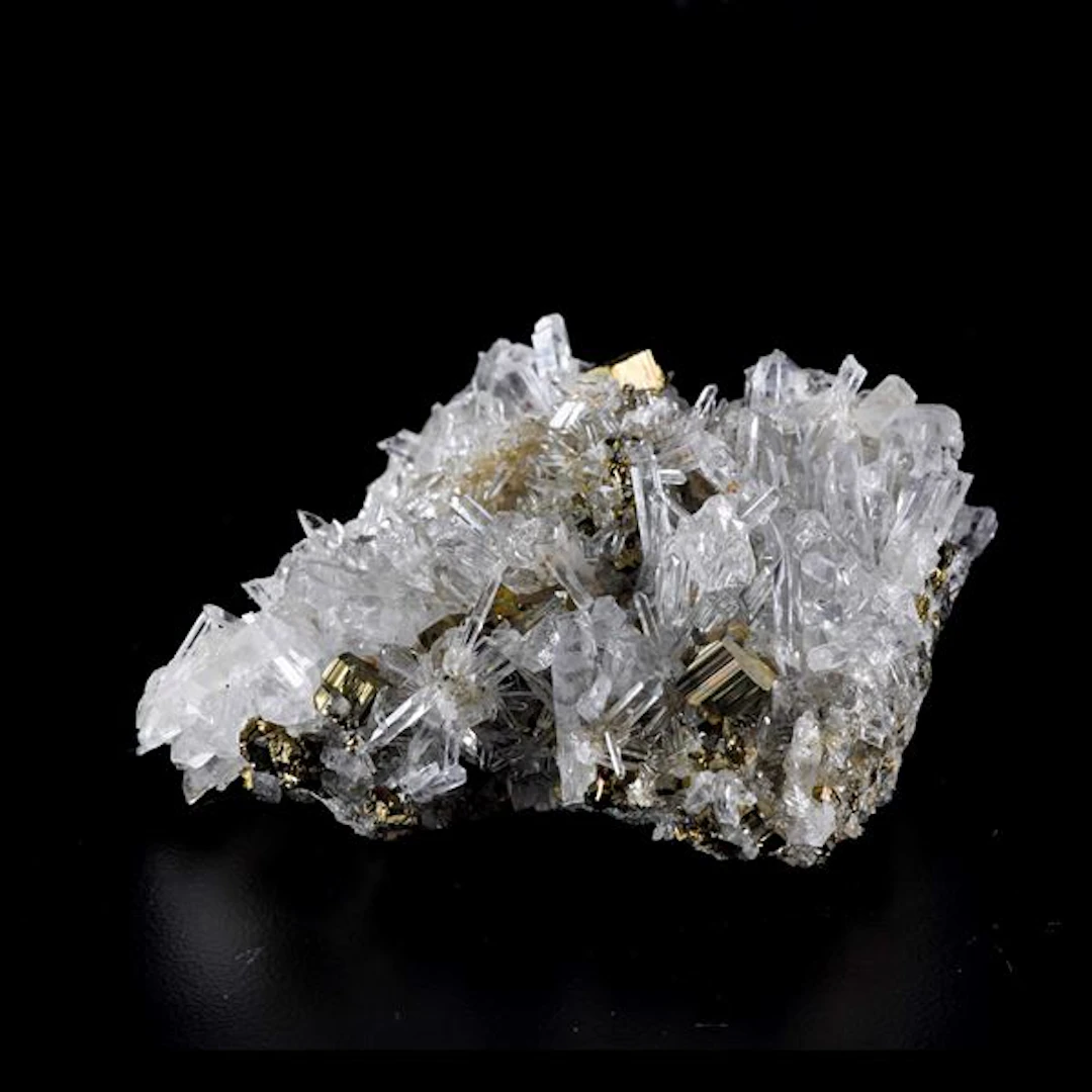 Quartz with pyrite
