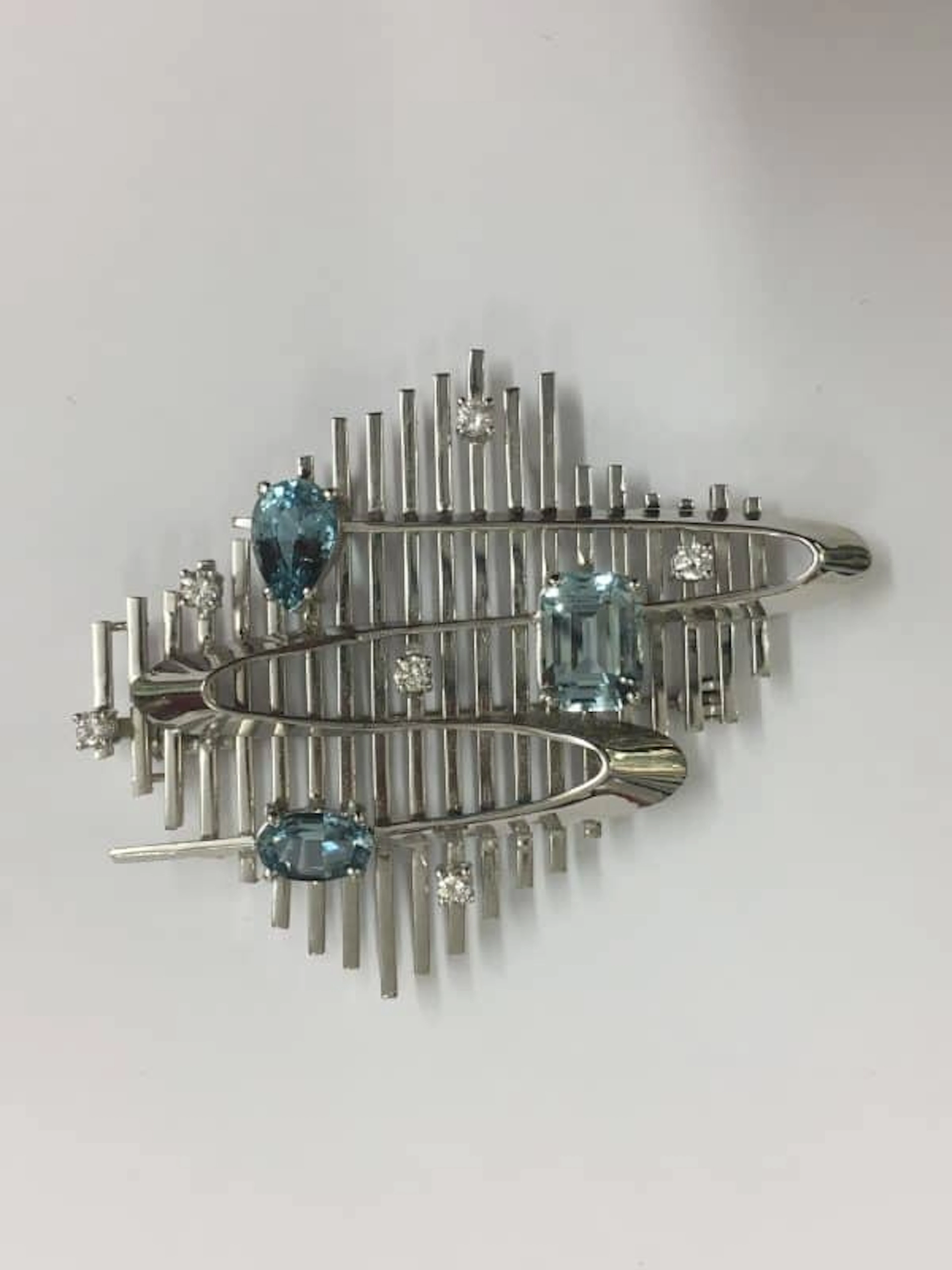 Aquamarine and Diamond Brooch/Pendant White Gold