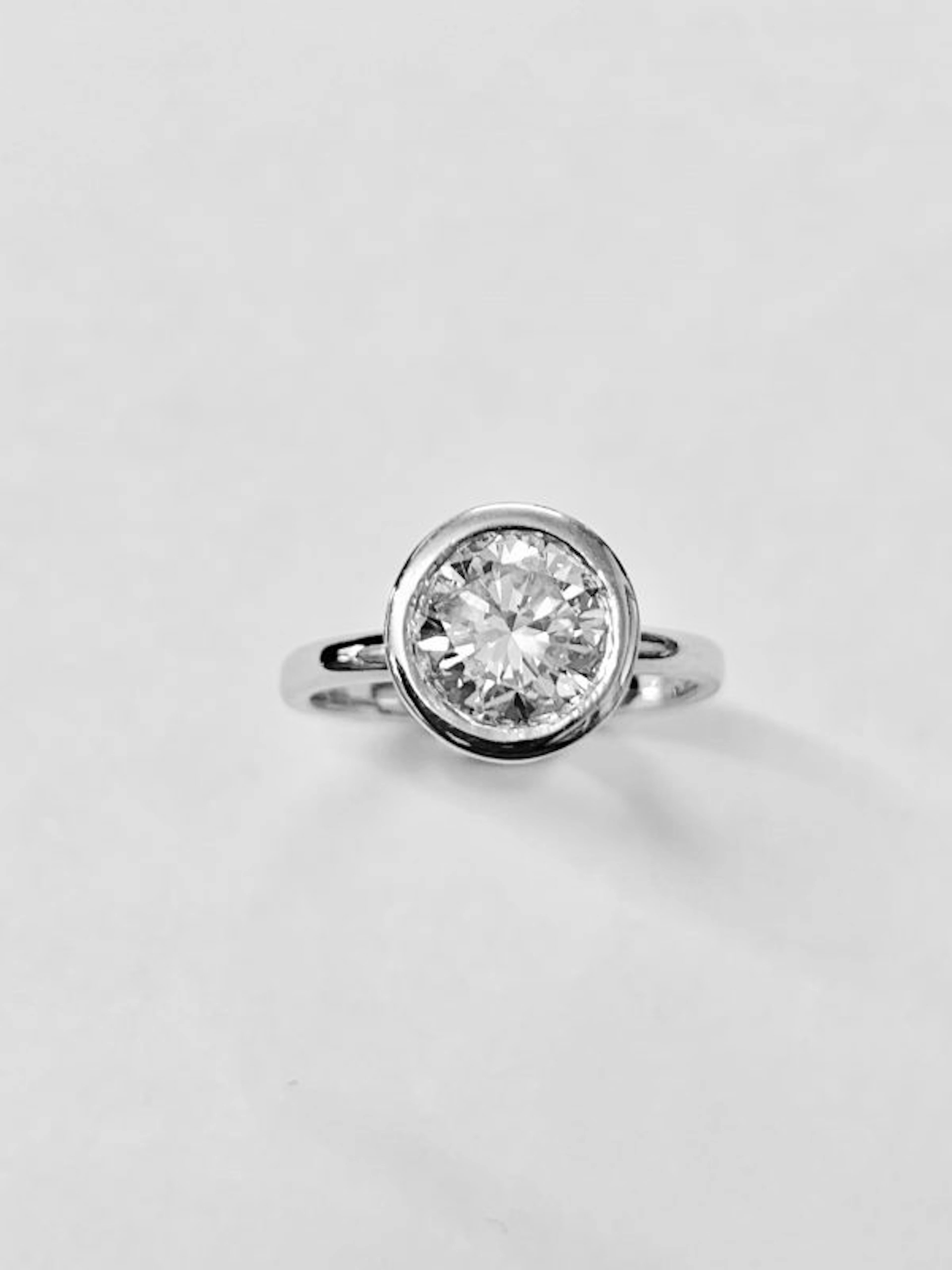 Diamond Solitaire Single Stone Engagement Ring Raised Rub over setting