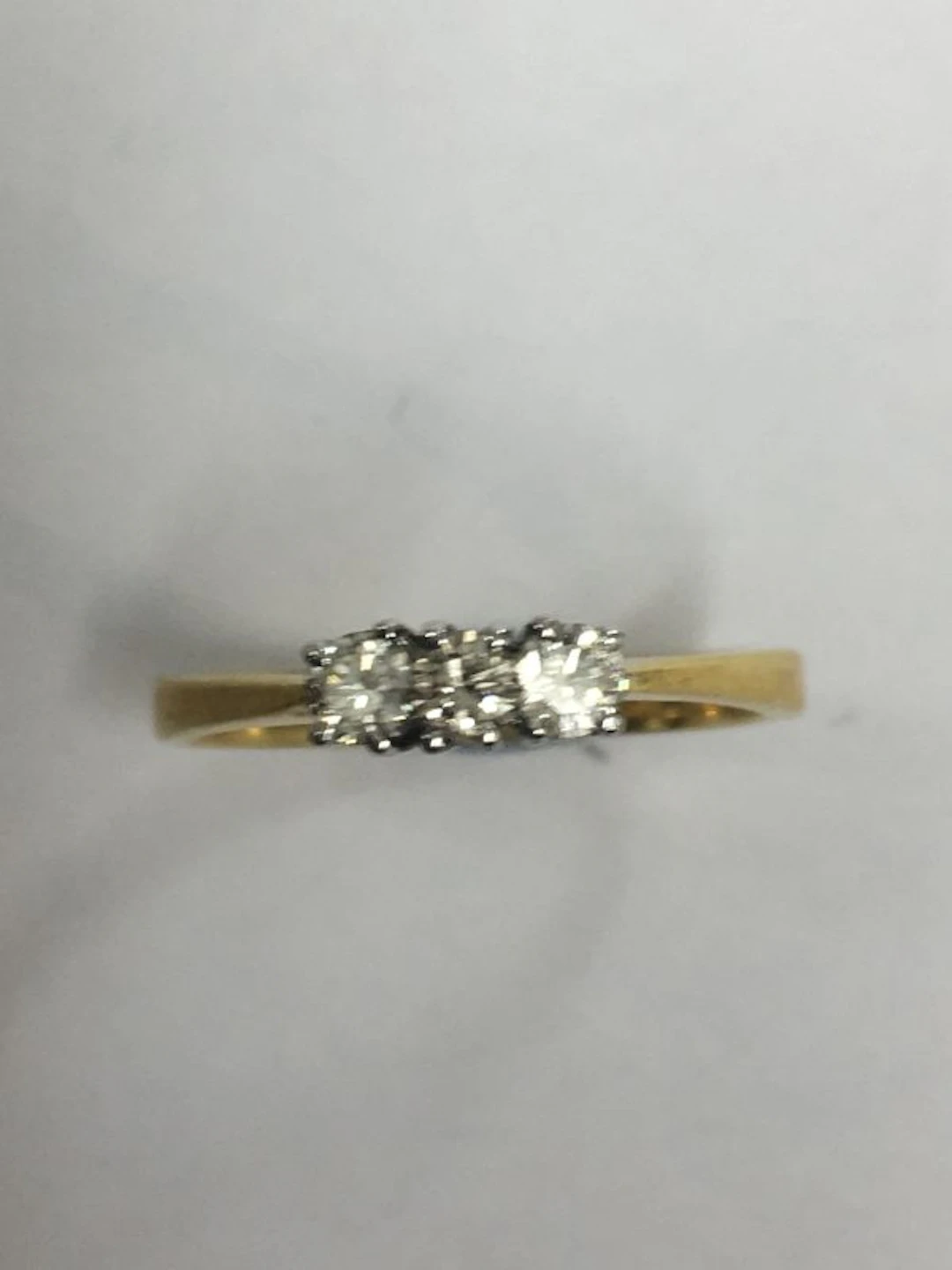 DIAMOND 3STONE CLASSIC ENGAGEMENT RING