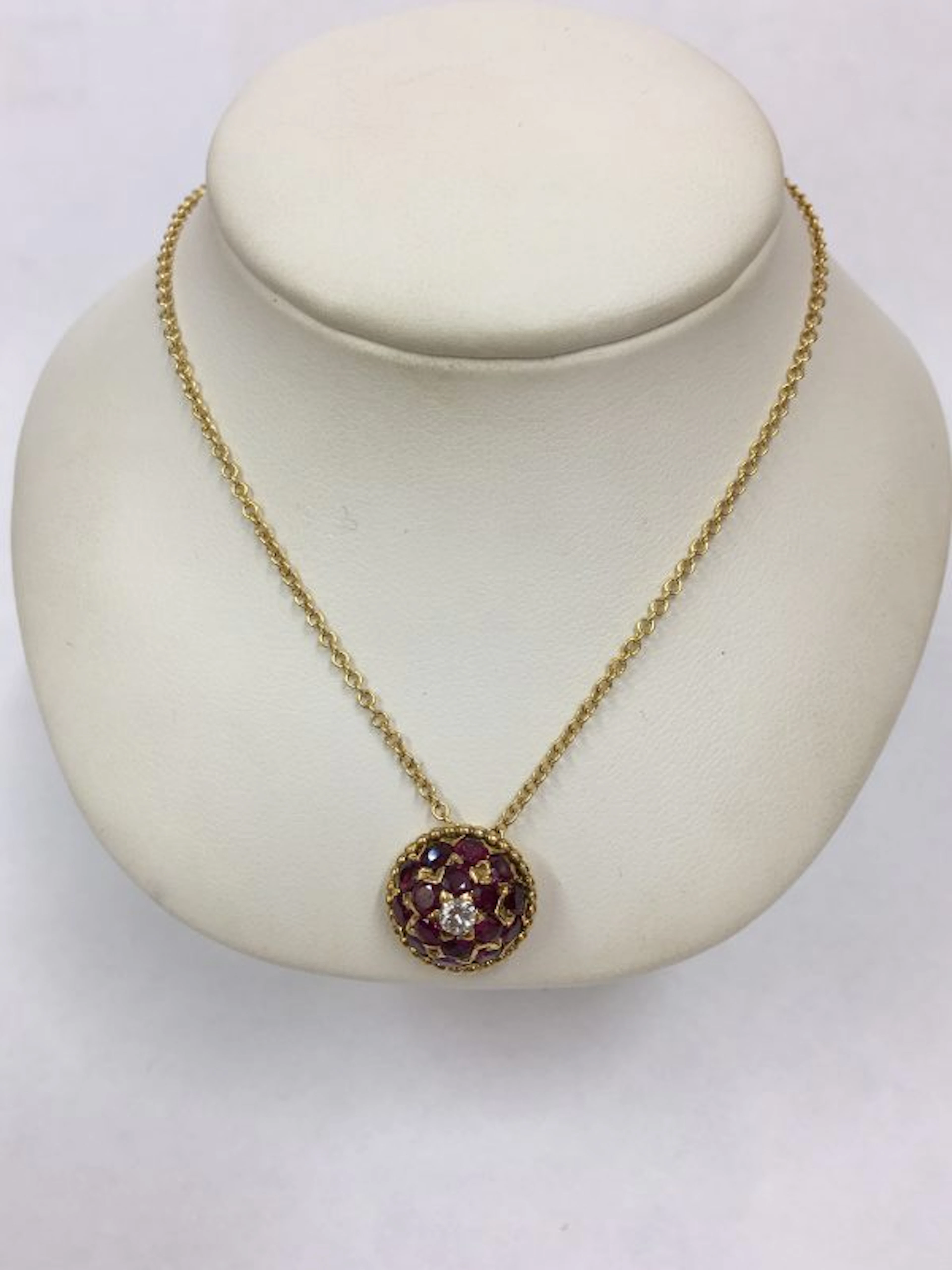Vintage Ruby 18ct Gold Pendant