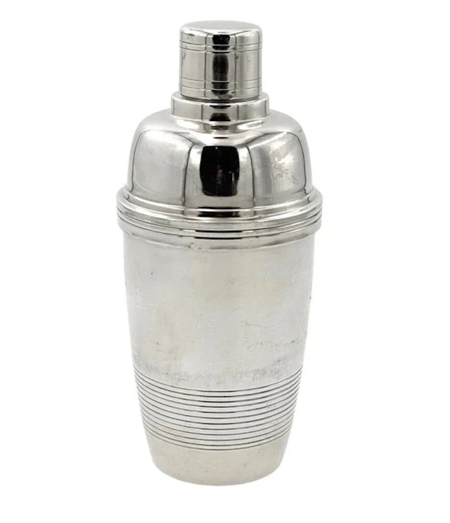 A French Art Deco 1930s Silver plated cocktail shaker