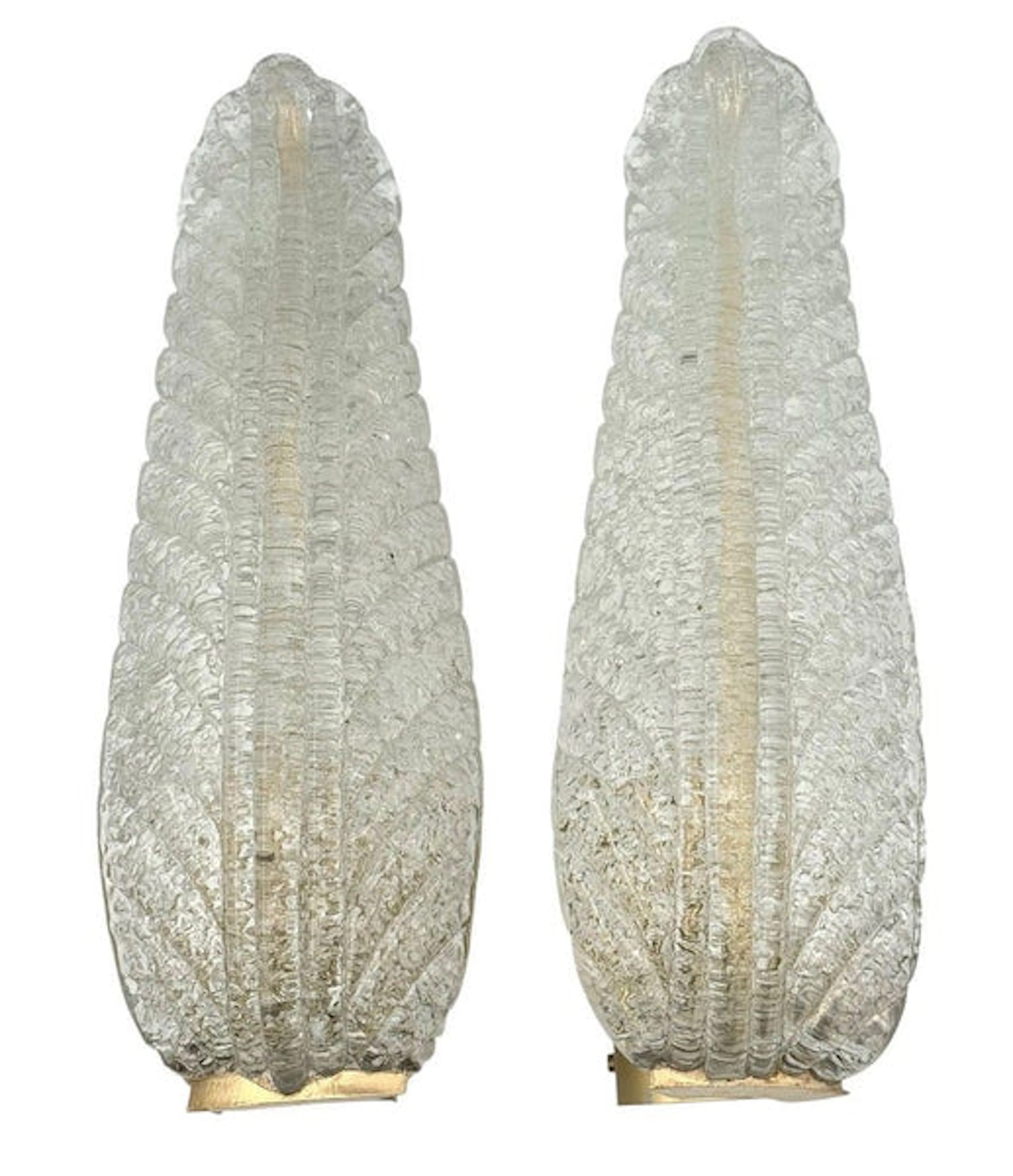 A pair of Art Deco 1960s Barovier & Toso Murano glass feather wall sconces