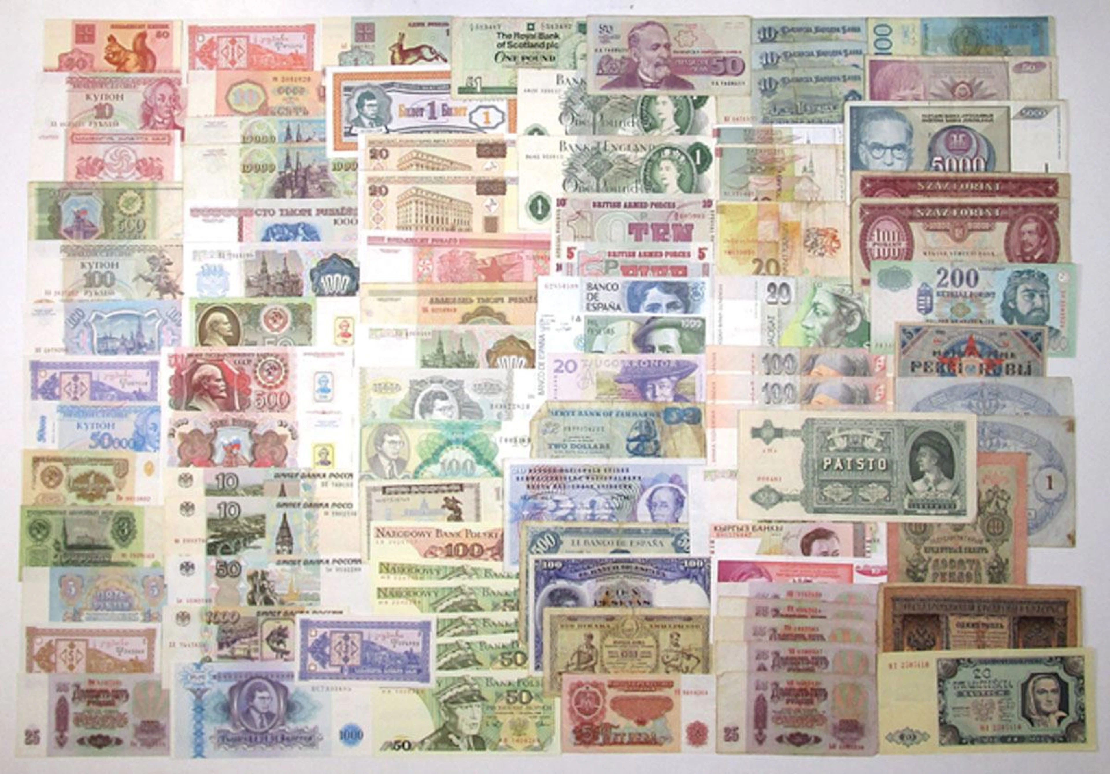World Wide Collection of Issued Banknotes, 1900 to 2001.