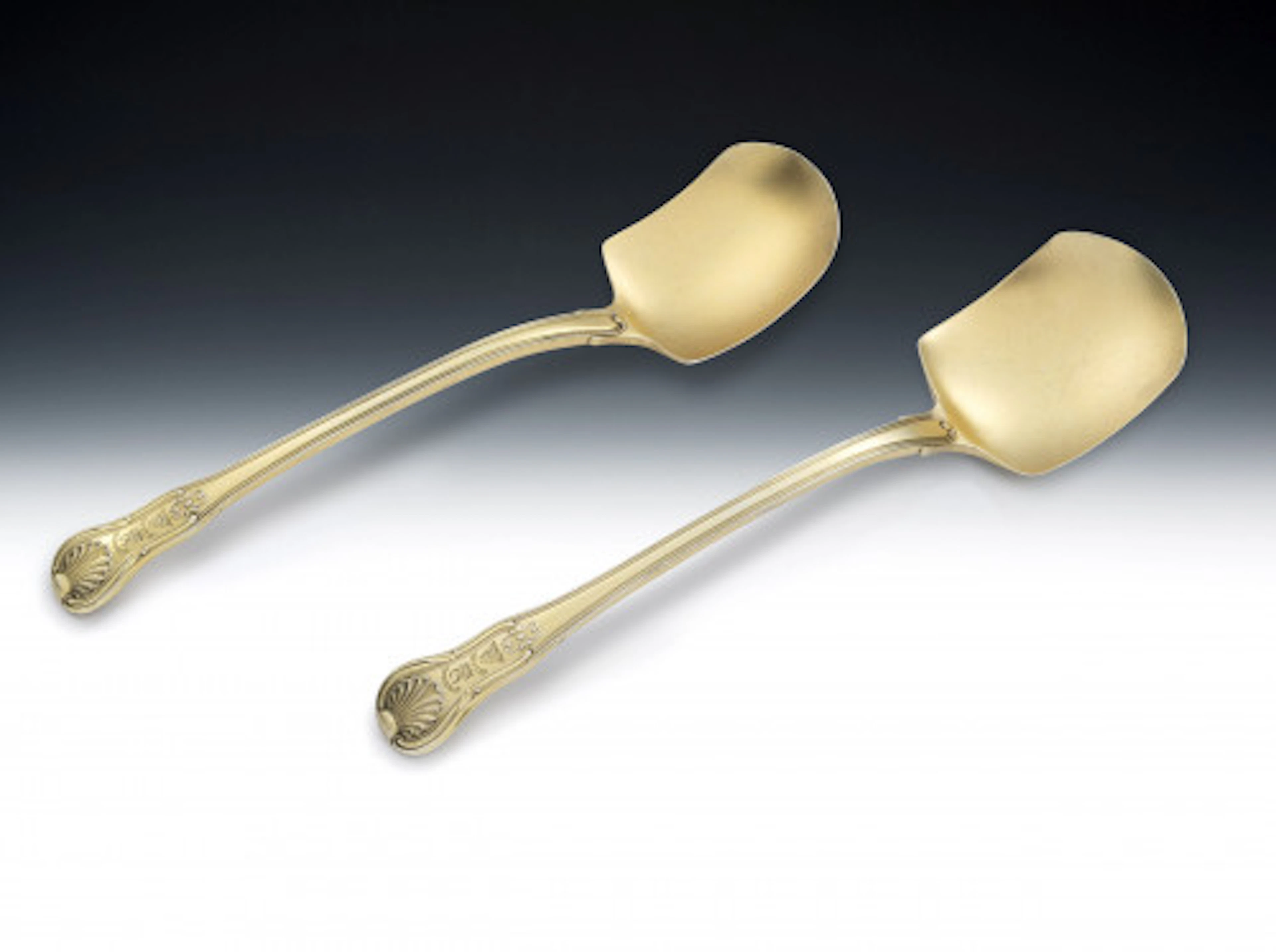 An exceptional pair of George III Silver gilt Hourglass pattern Ice