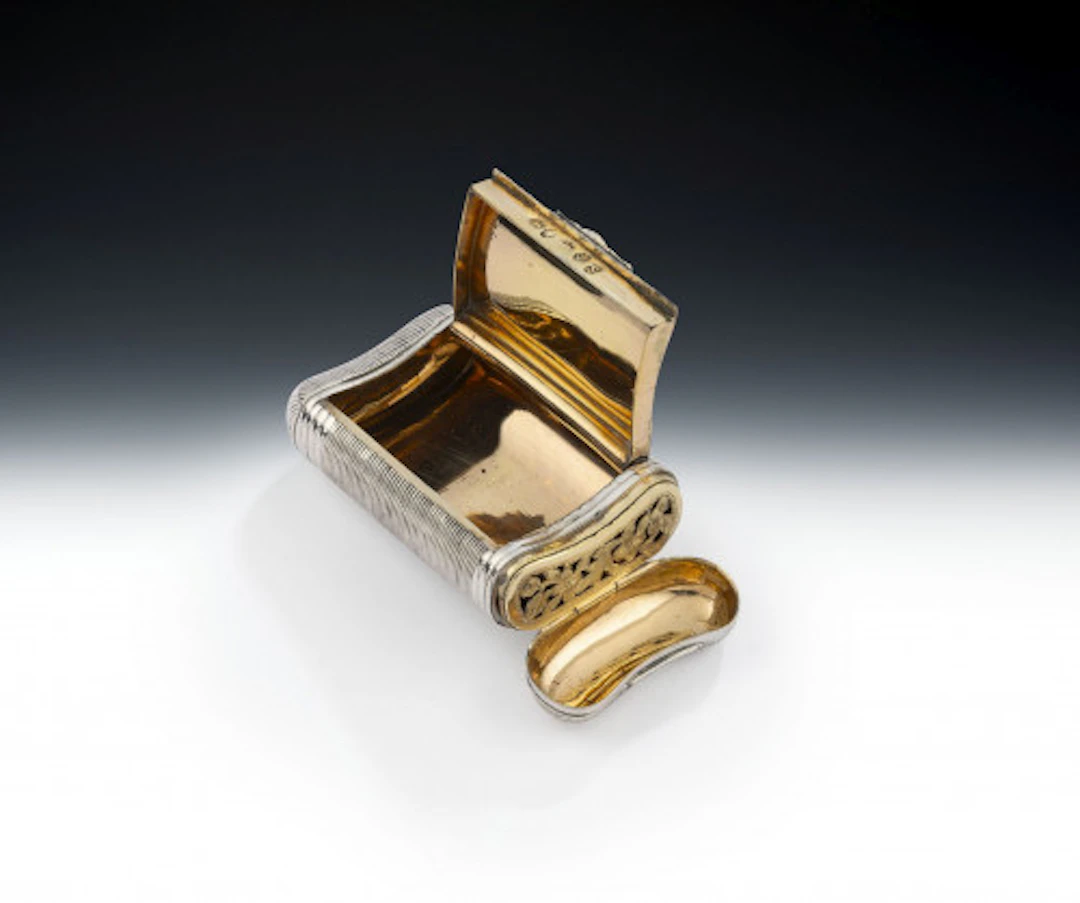 A very rare George III Combination Snuff Box/Vinaigrette made in Birmingham