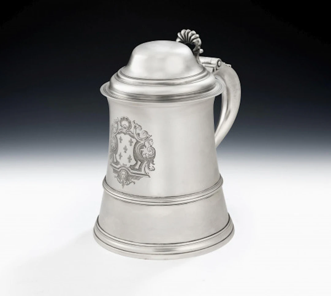 An exceptional and very unusual George III "fLARED" tANKARD MADE IN