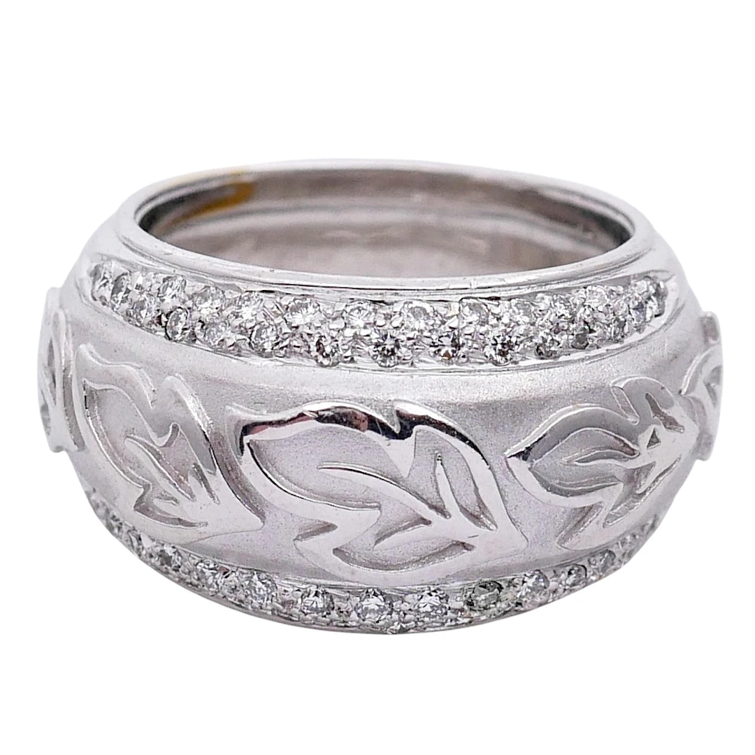Vintage Diamond 18ct Gold Band Ring