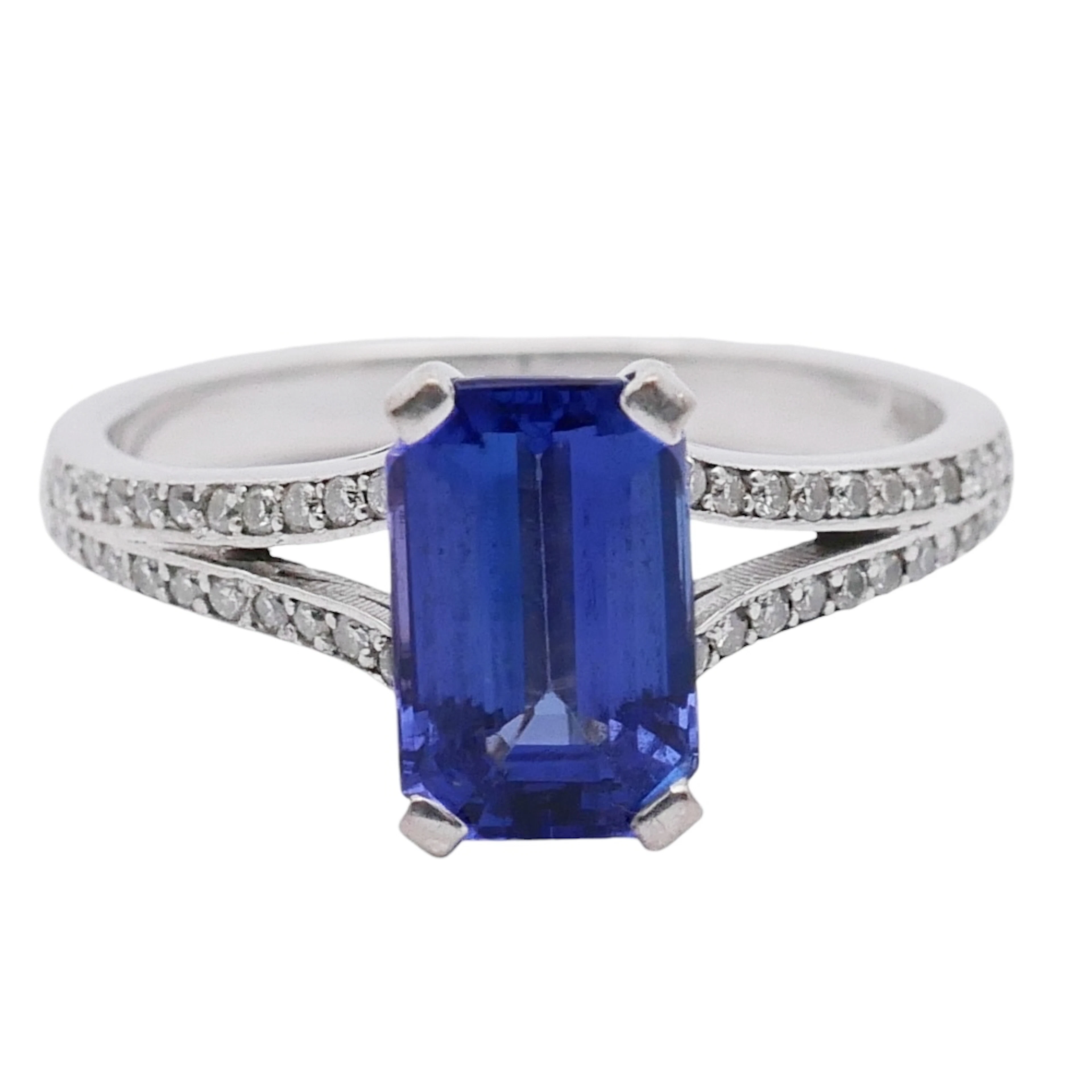 Tanzanite Diamond 18ct Gold Ring