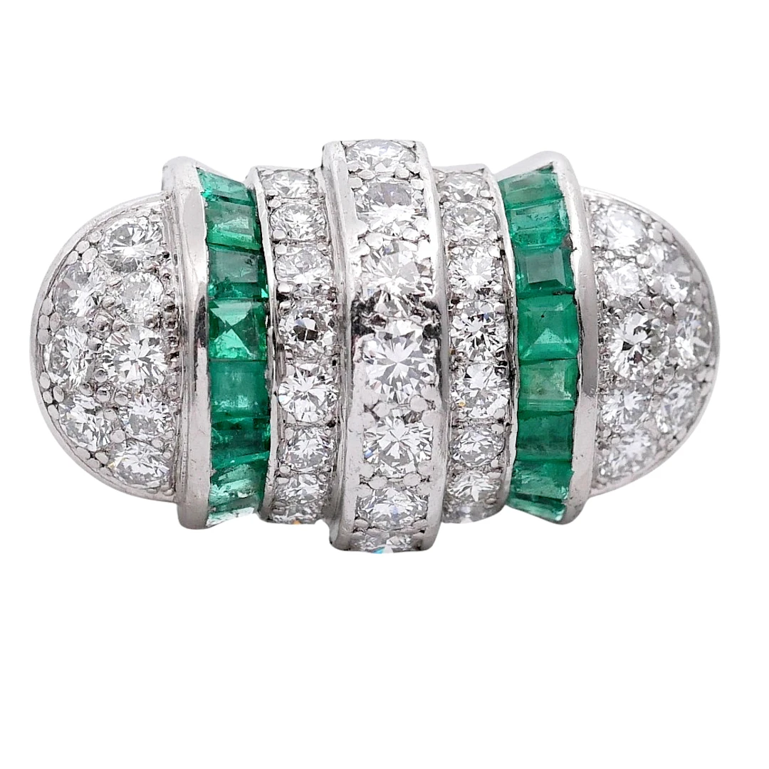Vintage Emerald and Diamond Bombé Ring