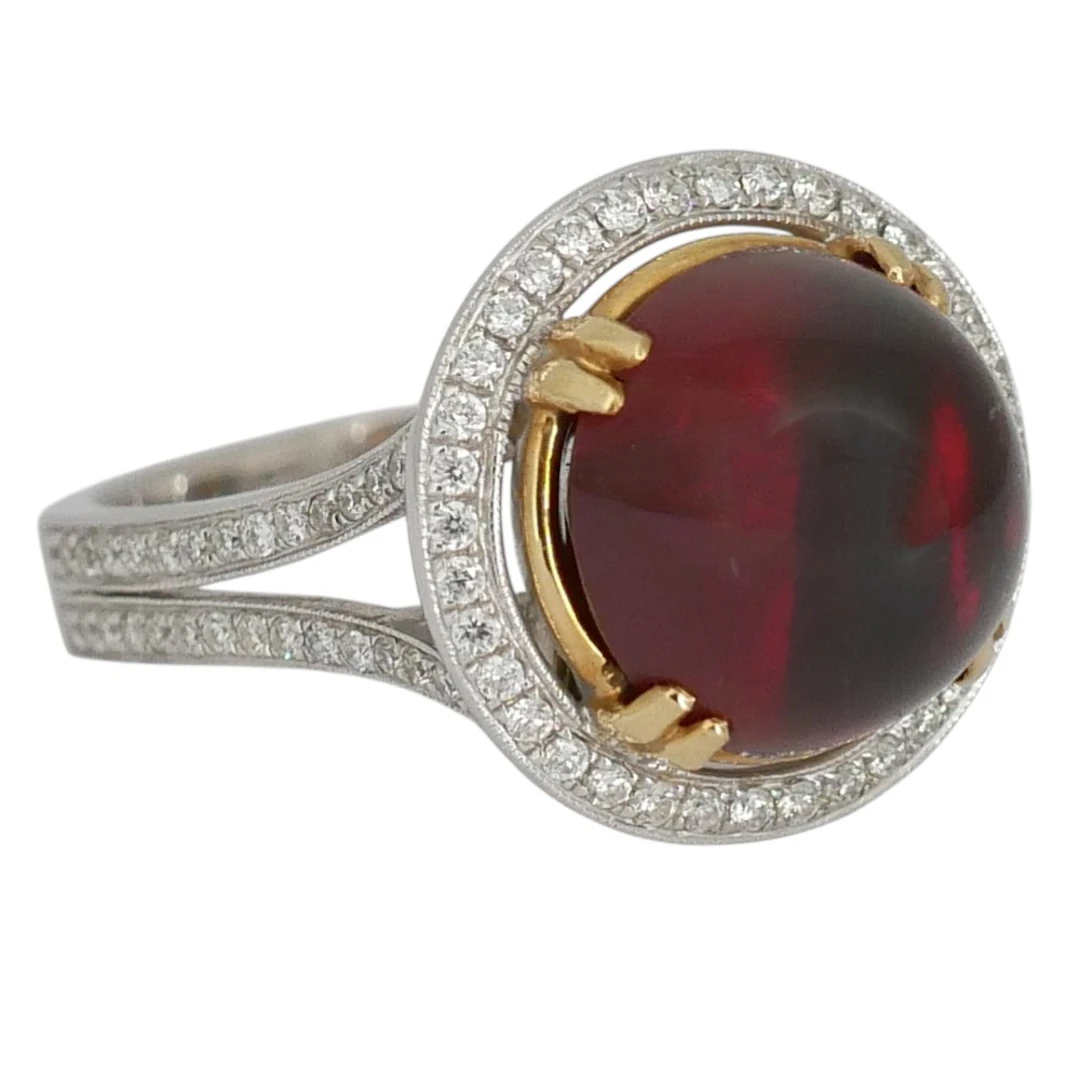 Cabochon Garnet Diamond Gold Ring