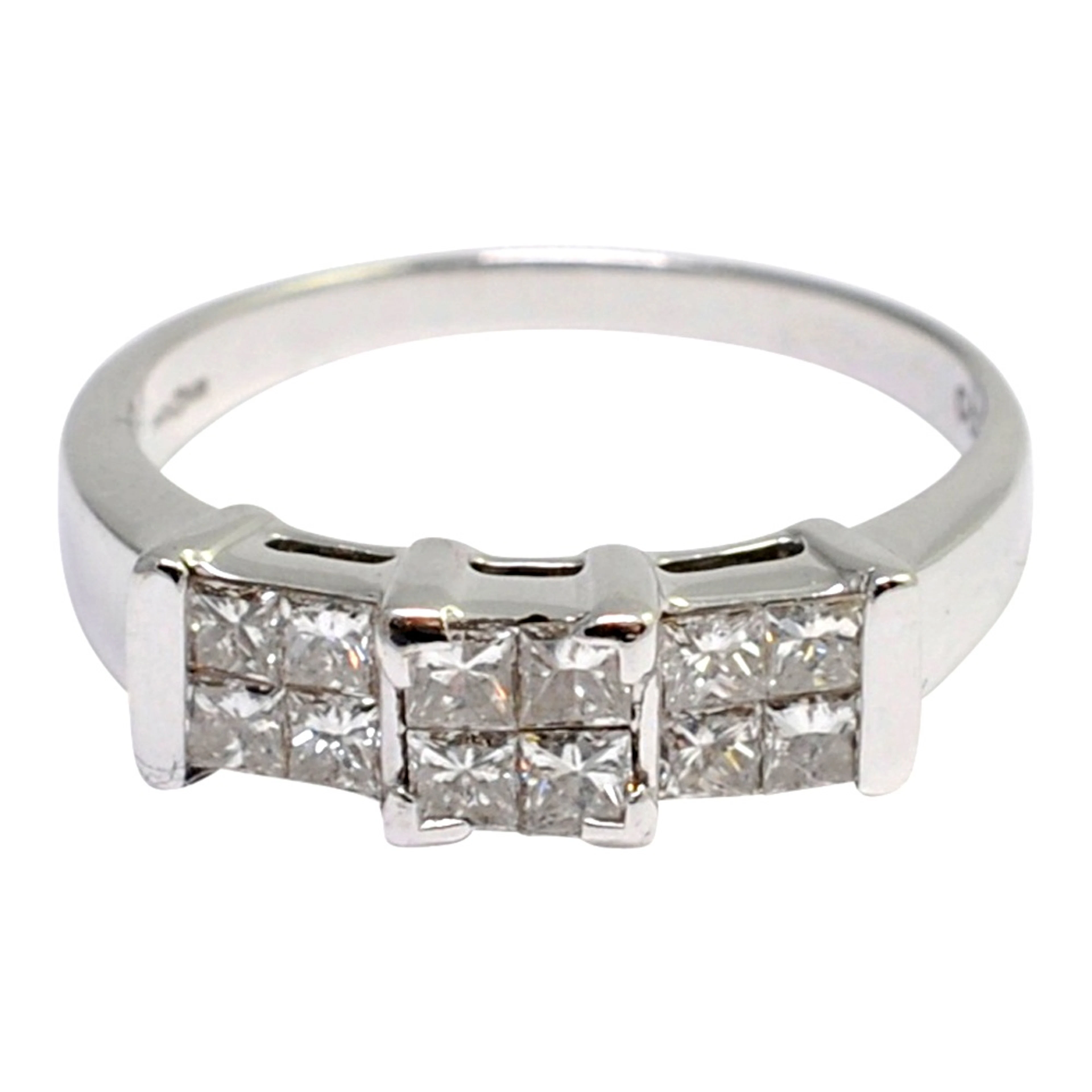 Princess Cut Diamond 18ct Gold Ring