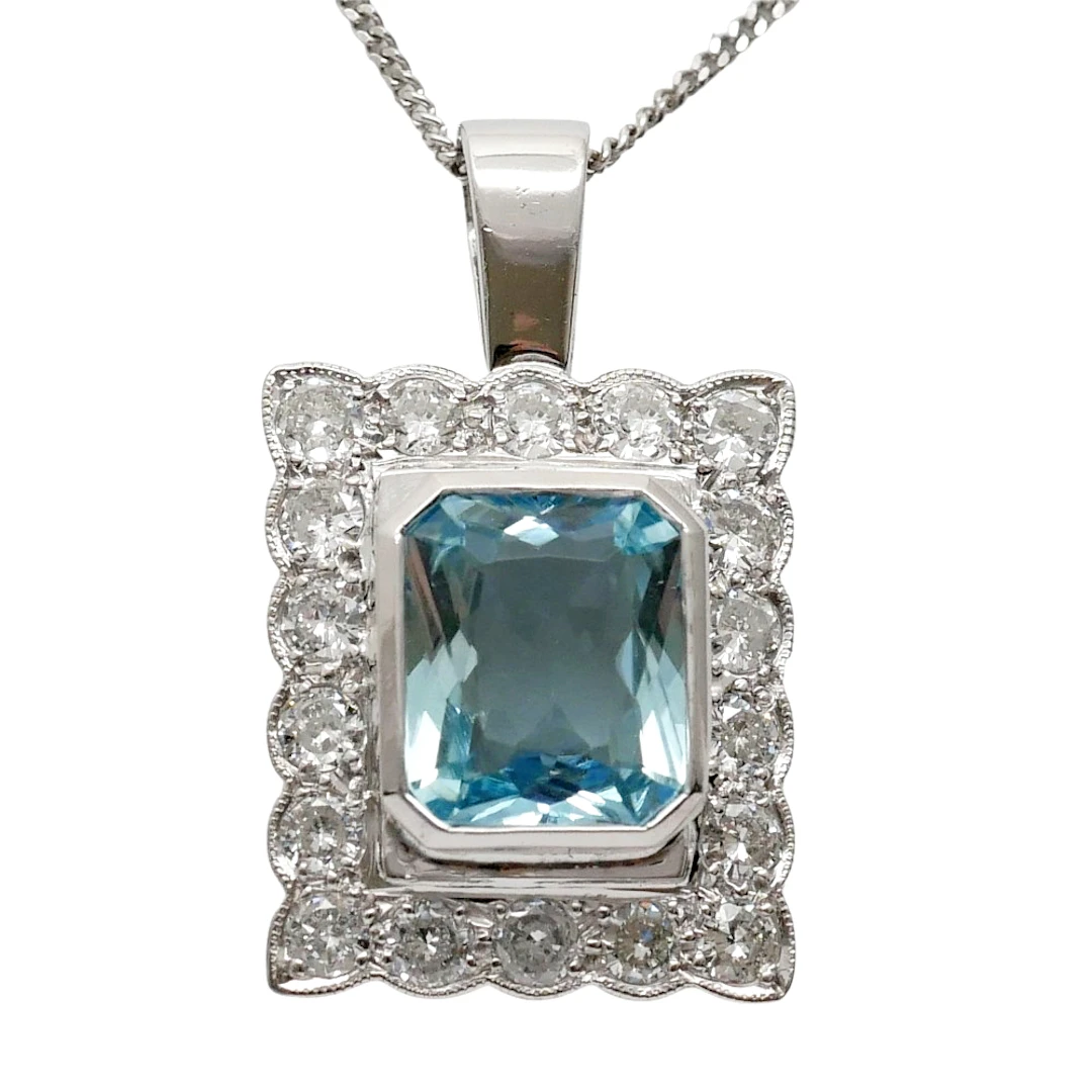Aquamarine Diamond 18ct Gold Pendant