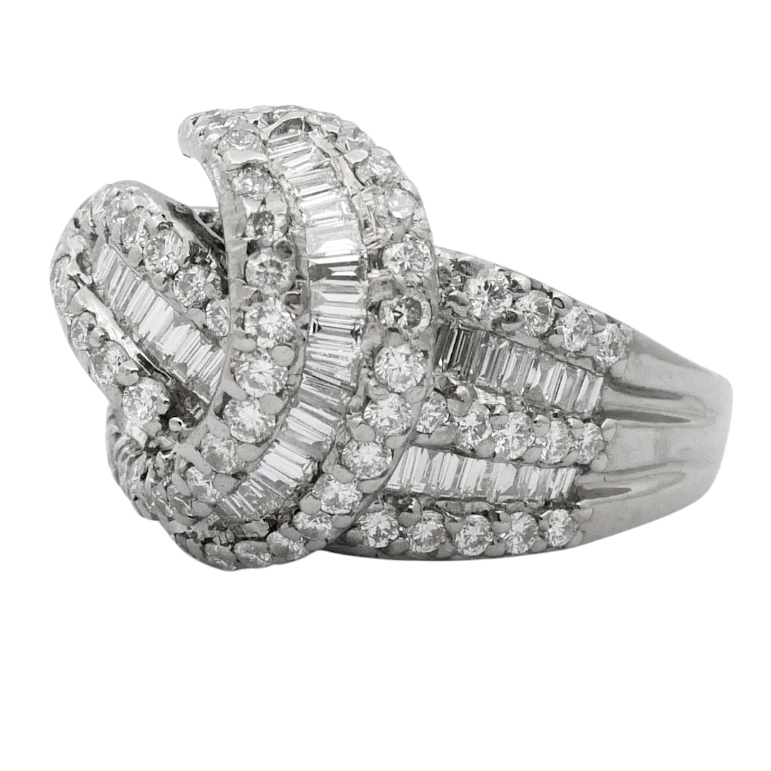 Vintage Diamond Gold Swirl Bombé Ring