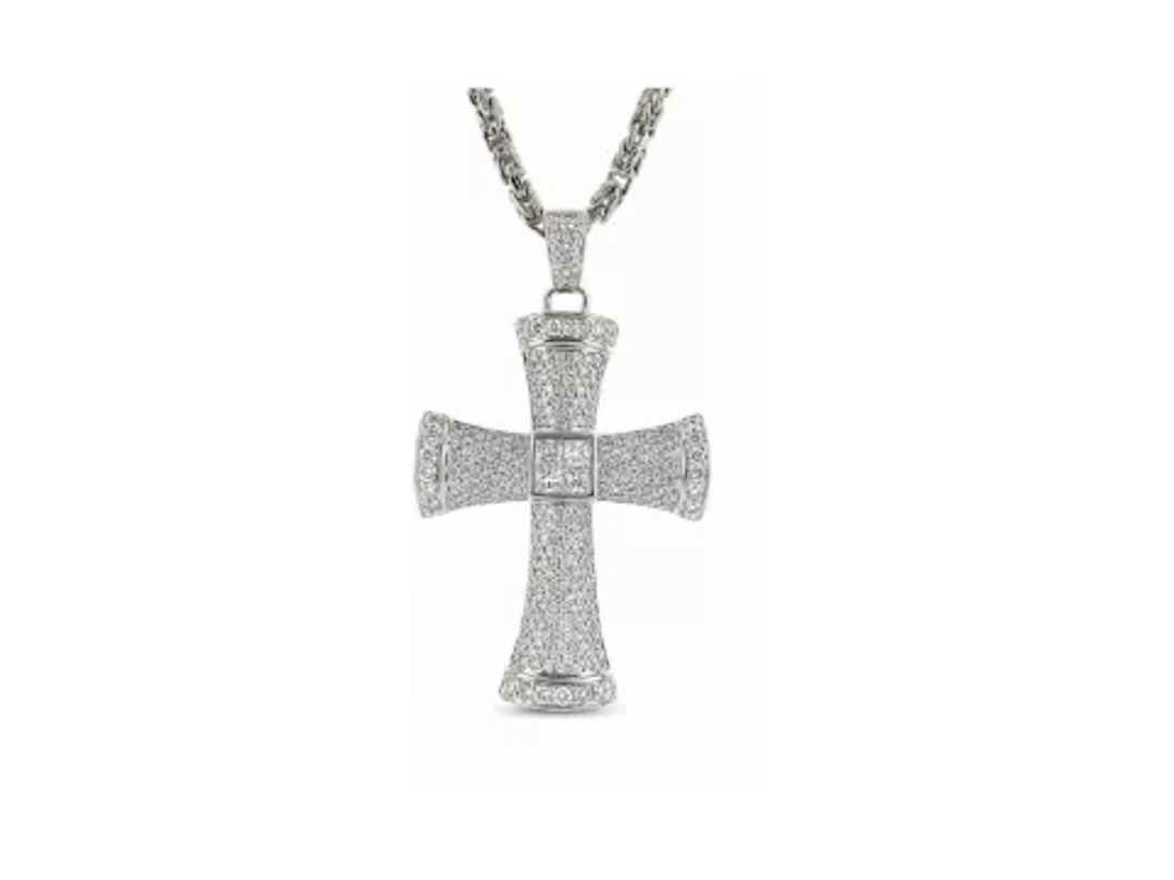 18ct White Gold Diamond Cross Pendant and Chain 5.12 Carats
