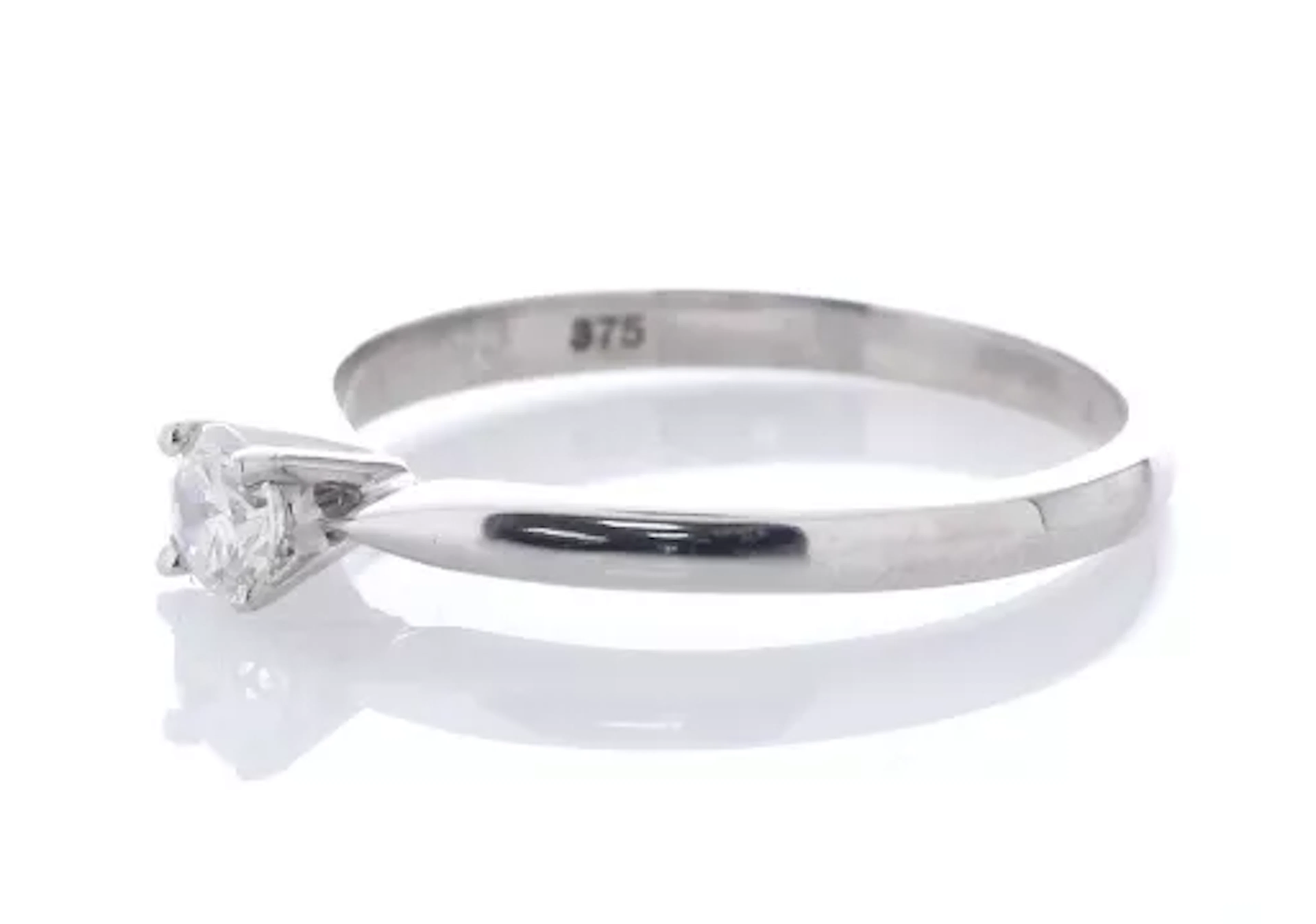 9ct White Gold Single Stone Claw Set Diamond Ring 0.22 Carats