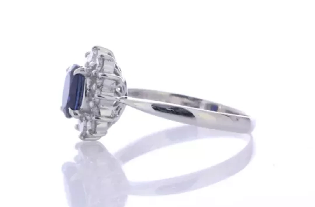 Platinum Single Stone With Halo Setting And Sapphire Ring (S0.98) 0.40 Carats